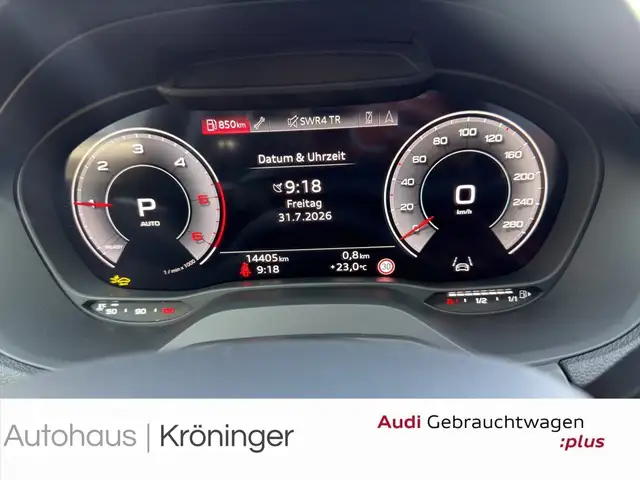 Audi Q2 view 12