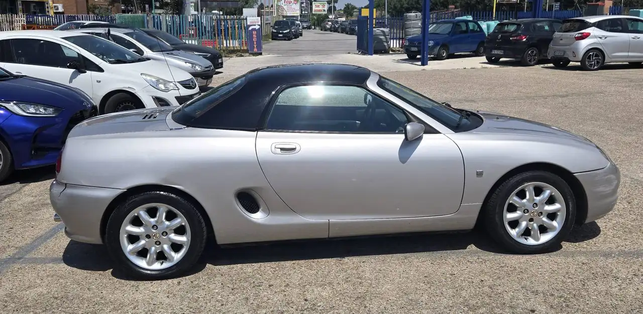 MG F 1.8i 120CV my00, foto 2