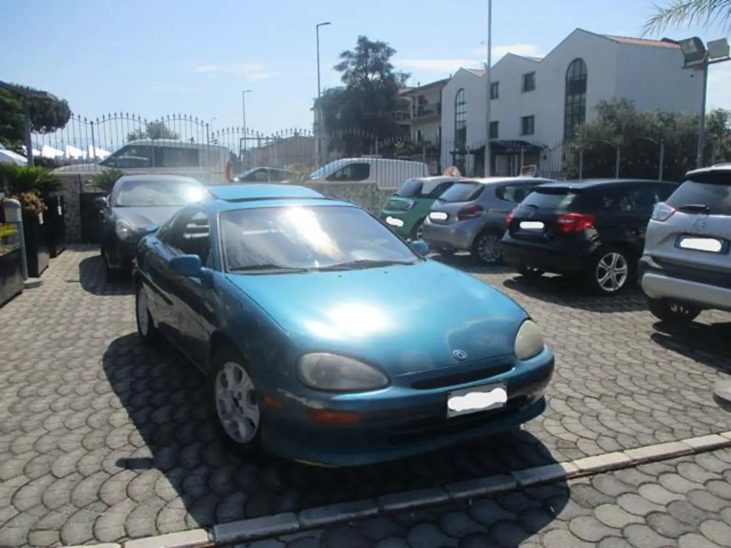 Mazda MX-3 1.8i V6 24V cat Blau - 1