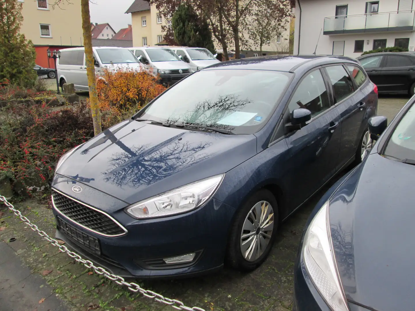 Ford Focus Turnier 1.5 TDCi Trend 1. Hand / PDC / Aut. Blau - 2