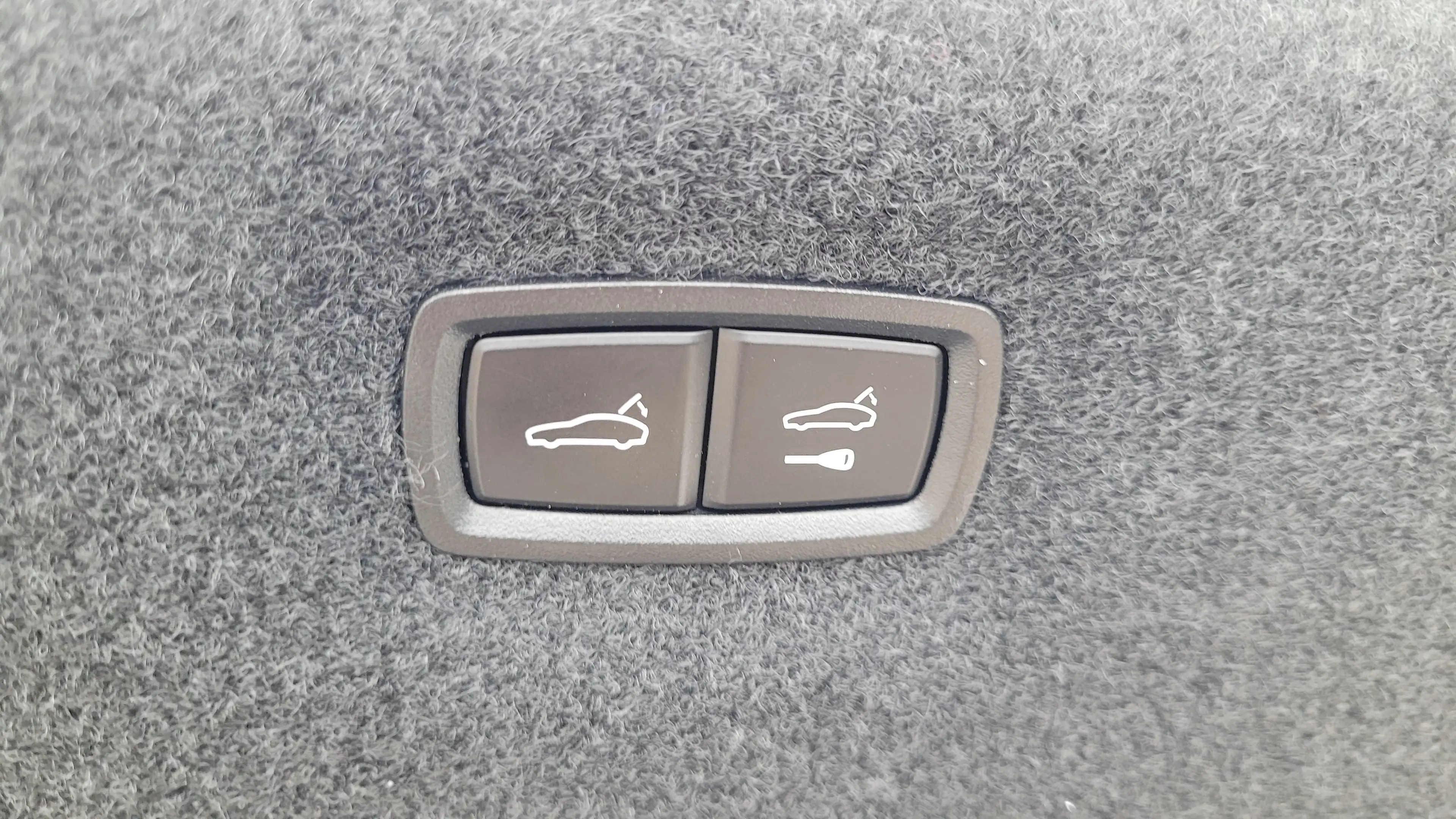 Audi e-tron GT quattro — photo 12