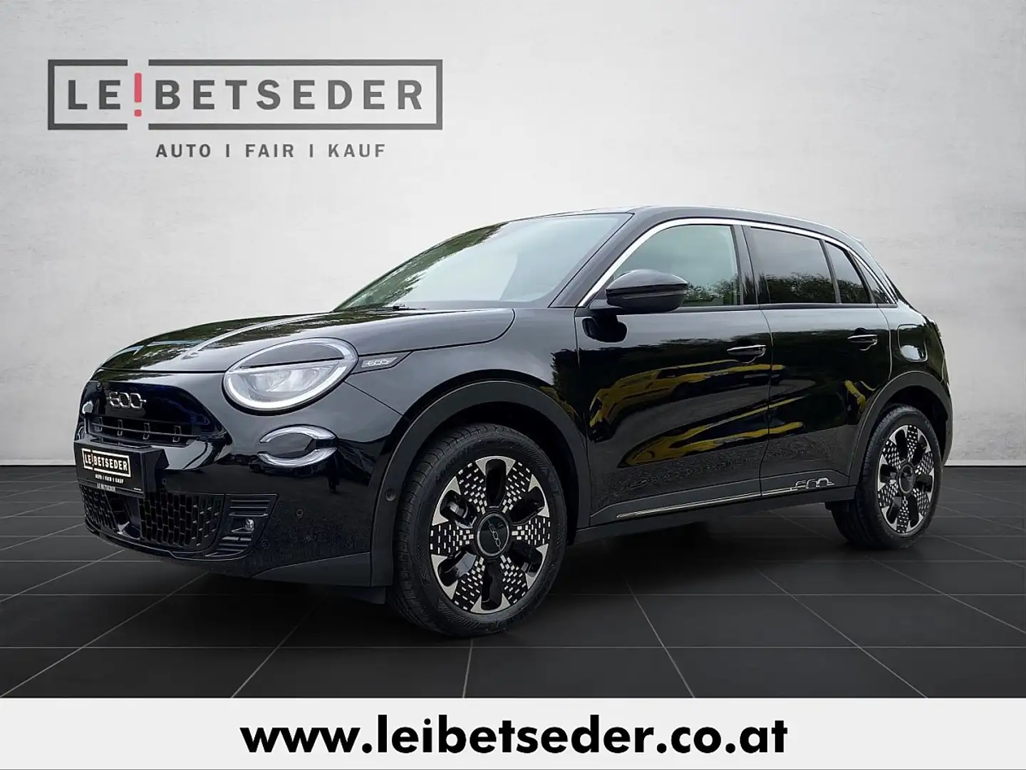 Fiat 600 Hybrid 100 6-Gang eDCT La Prima Schwarz - 2