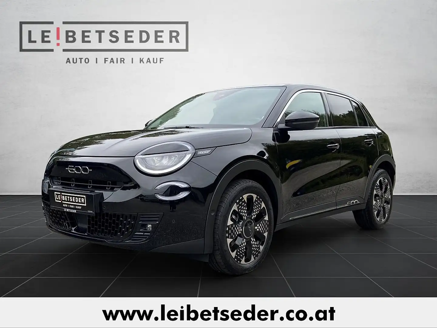Fiat 600 Hybrid 100 6-Gang eDCT La Prima Schwarz - 1