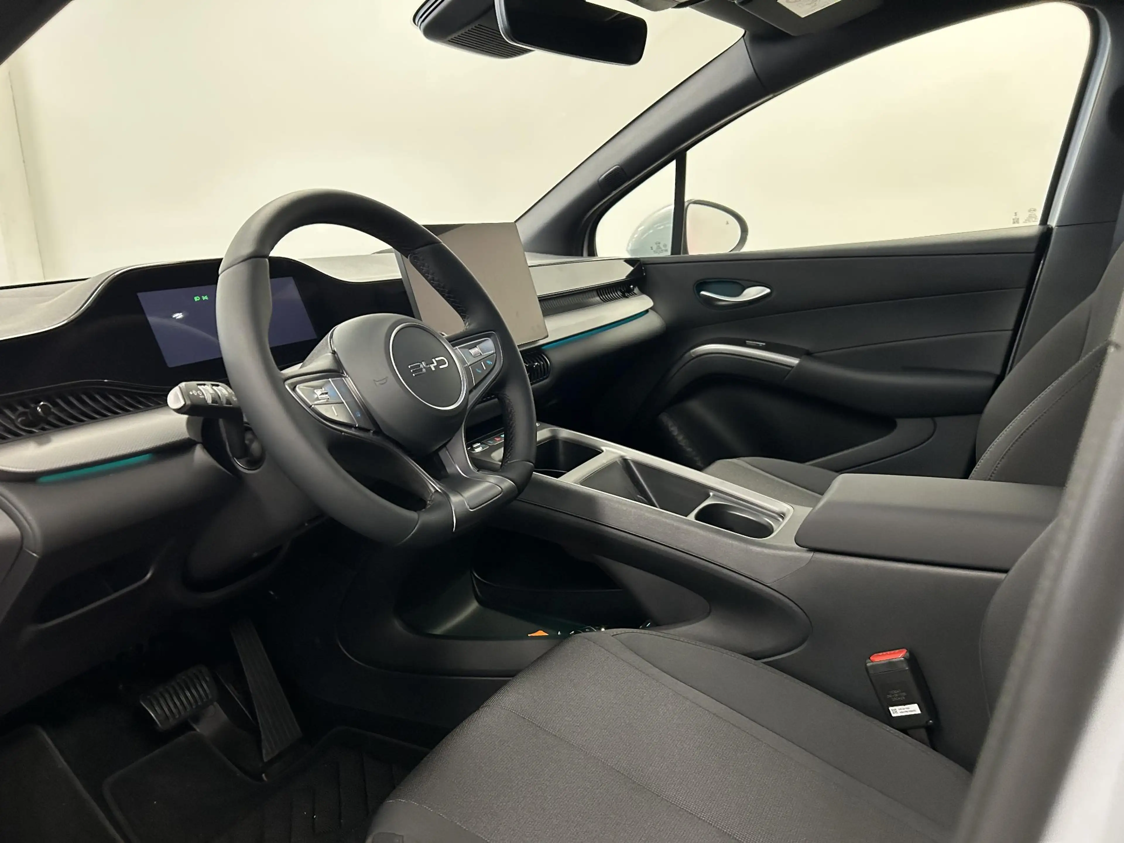 BYD Dolphin G 1.5L DM-i Boost | VOORRAAD VOORDEEL! | BYD UTRECHT — photo 17