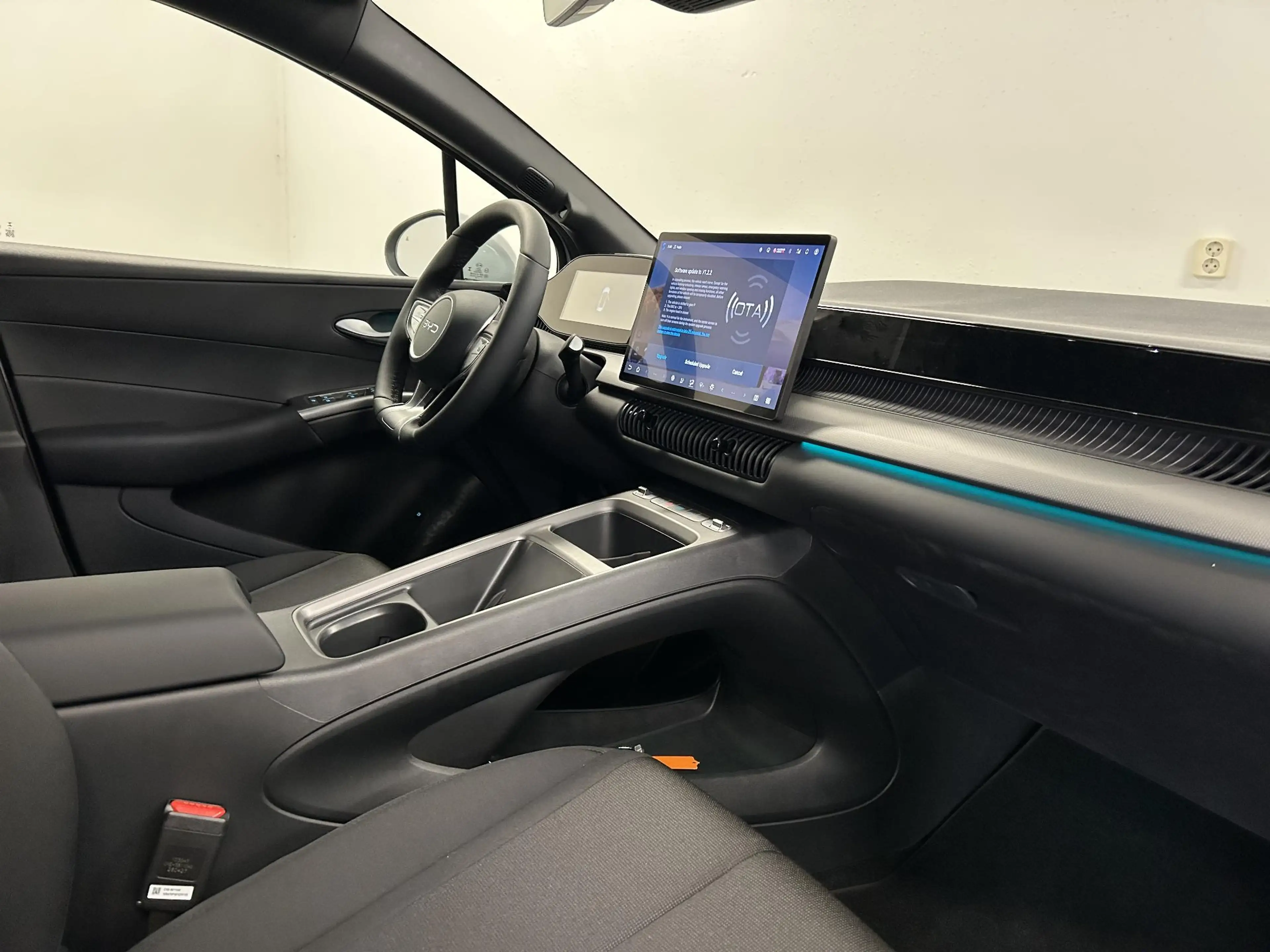 BYD Dolphin G 1.5L DM-i Boost | VOORRAAD VOORDEEL! | BYD UTRECHT — photo 39