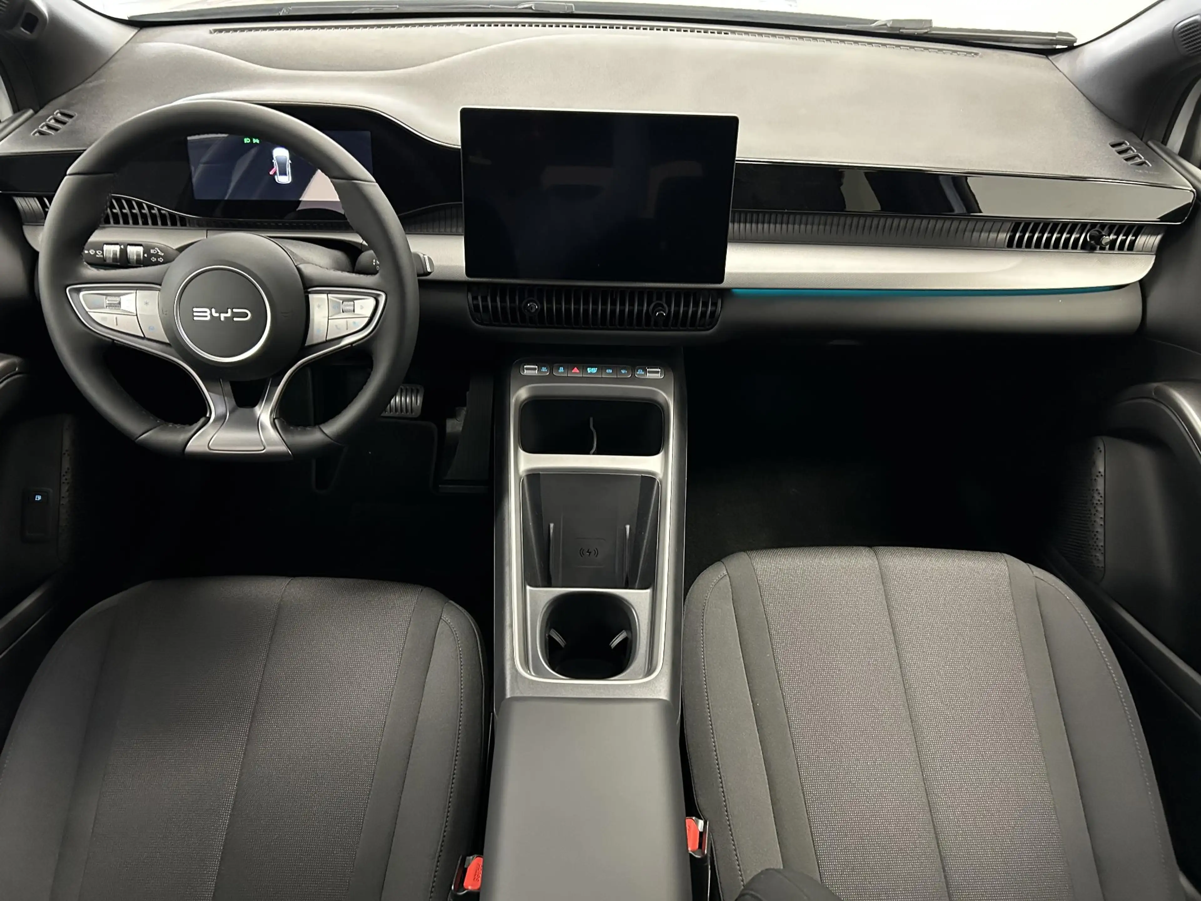 BYD Dolphin G 1.5L DM-i Boost | VOORRAAD VOORDEEL! | BYD UTRECHT — photo 3