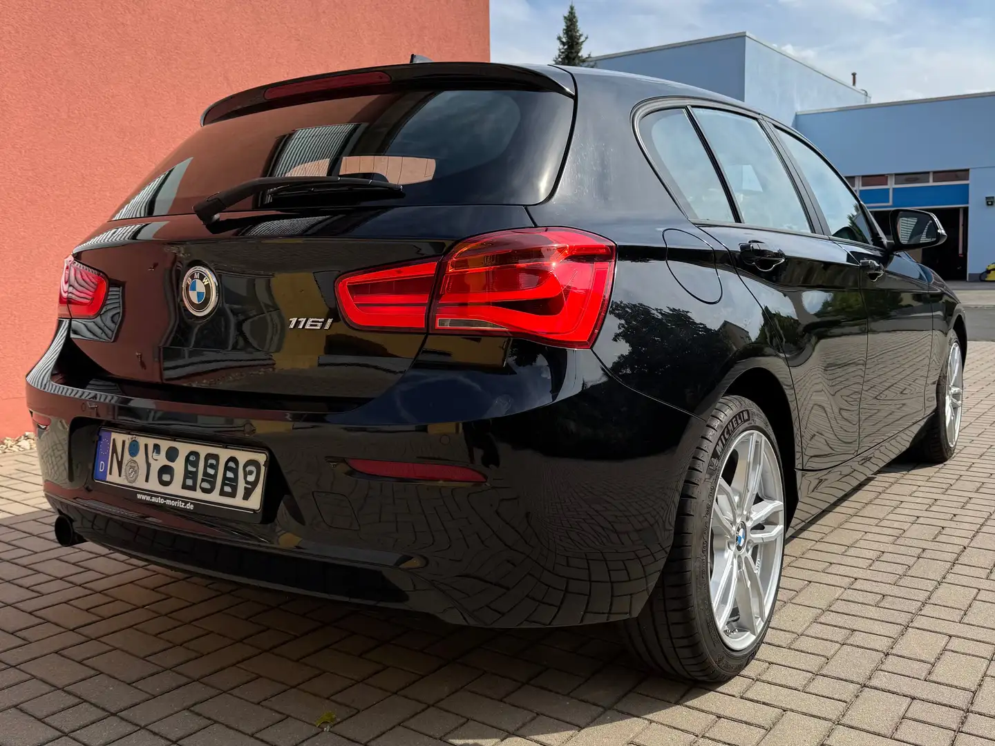 BMW 116 116i Advantage/Apple CarPlay/Android Auto Černá - 1