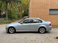 BMW 320 i Limousine/AUTOMATIK/XENON/SHZ/1.HAND/SHZ/// Blauw - thumbnail 8