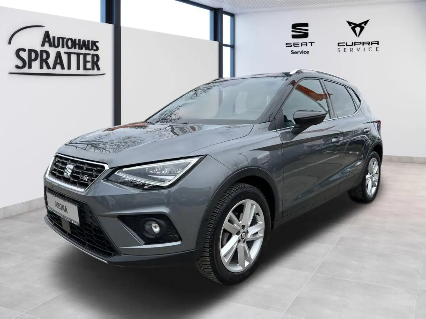 SEAT Arona 1.5 TSI ACT NAVI LED ACC SHZ Kamera Grijs - 1