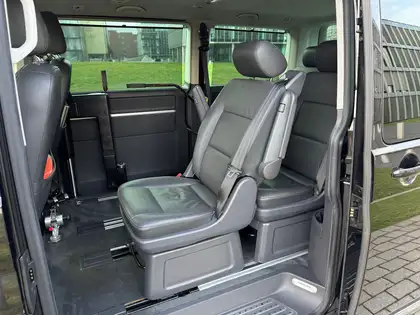 Annonce voiture d'occasion Volkswagen T5 Multivan - CARADIZE