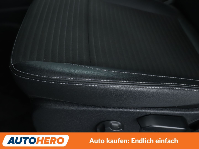 Ford EcoSport 1.0 EcoBoost Titanium *LED*PDC*SHZ*LHZ*TEMPO*ALU* — photo 30