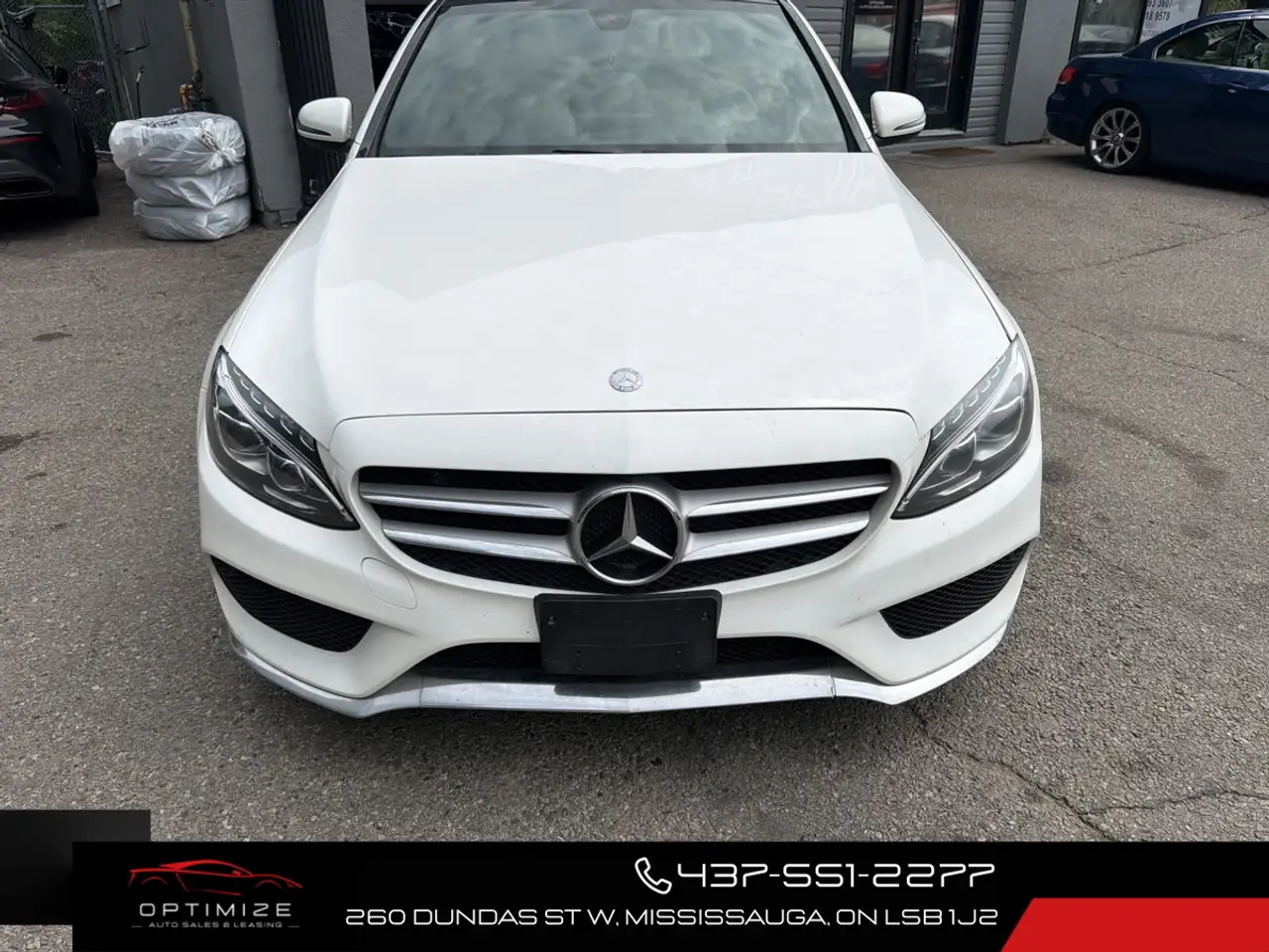 Mercedes-Benz C-Class снимка Mercedes-Benz C-Class