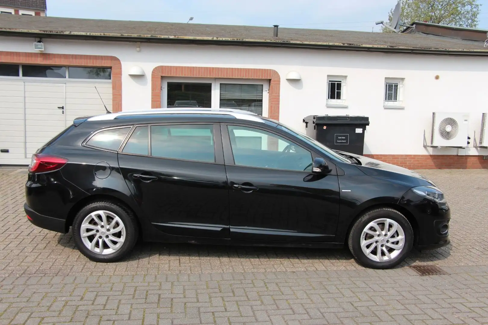 Renault Megane III GT 1.5dCi Limited EU6 NAVI,PDC /46258 Schwarz - 2