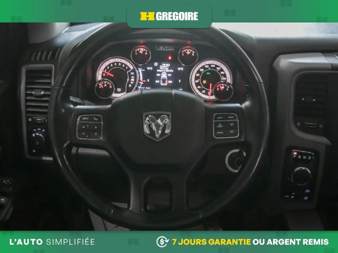 RAM 1500 снимка RAM 1500