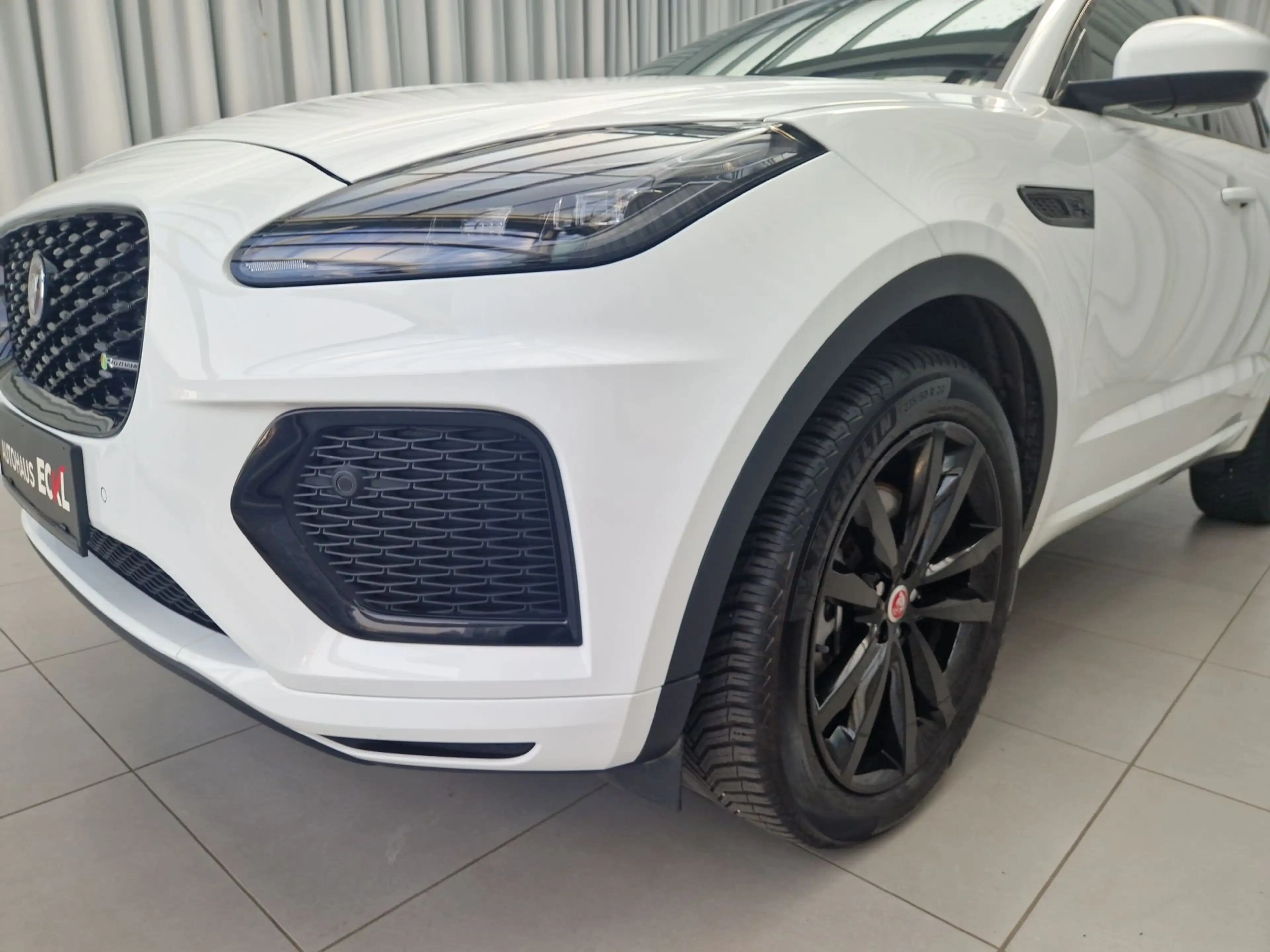 Jaguar E-Pace D165 R-Dynamic SE AWD A KlimaA LM — photo 3