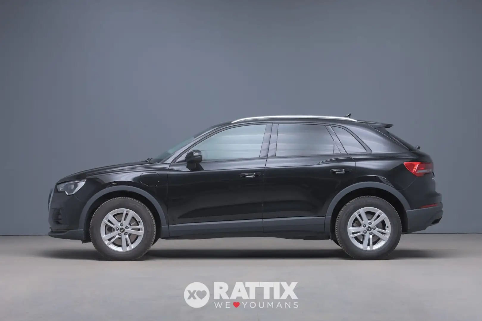 Audi Q3 45 1.4 TFSI PHEV 245CV Business S-tronic Zwart - 2