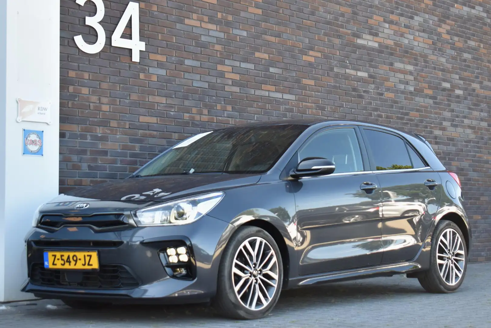 Kia Rio 1.0 TGDI 120PK GT LINE ECC LMV CRUISE Grijs - 2