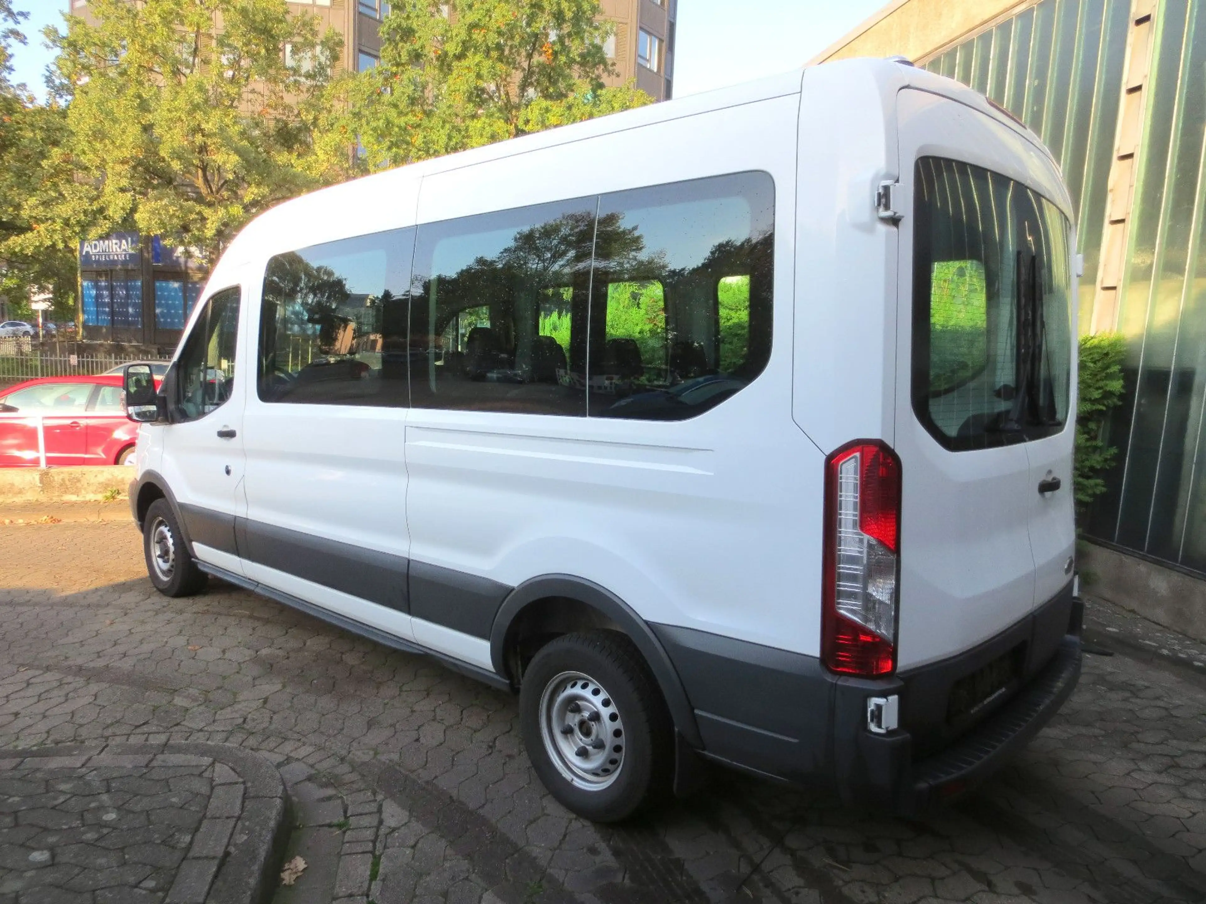 Ford Transit Kombi 310 L3 H2 Klima/9-Sitzer/1.Hd — photo 9