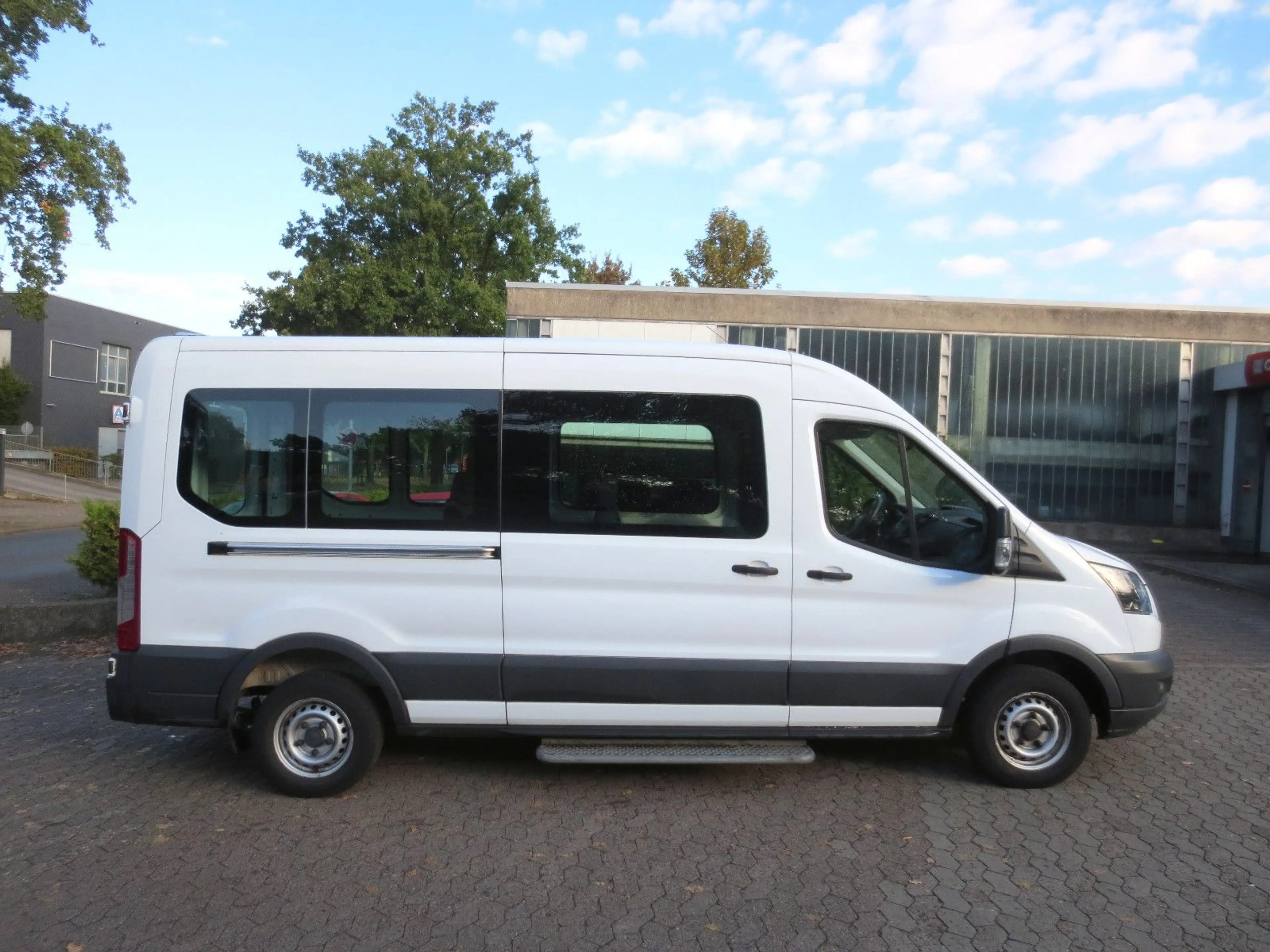 Ford Transit Kombi 310 L3 H2 Klima/9-Sitzer/1.Hd — photo 6