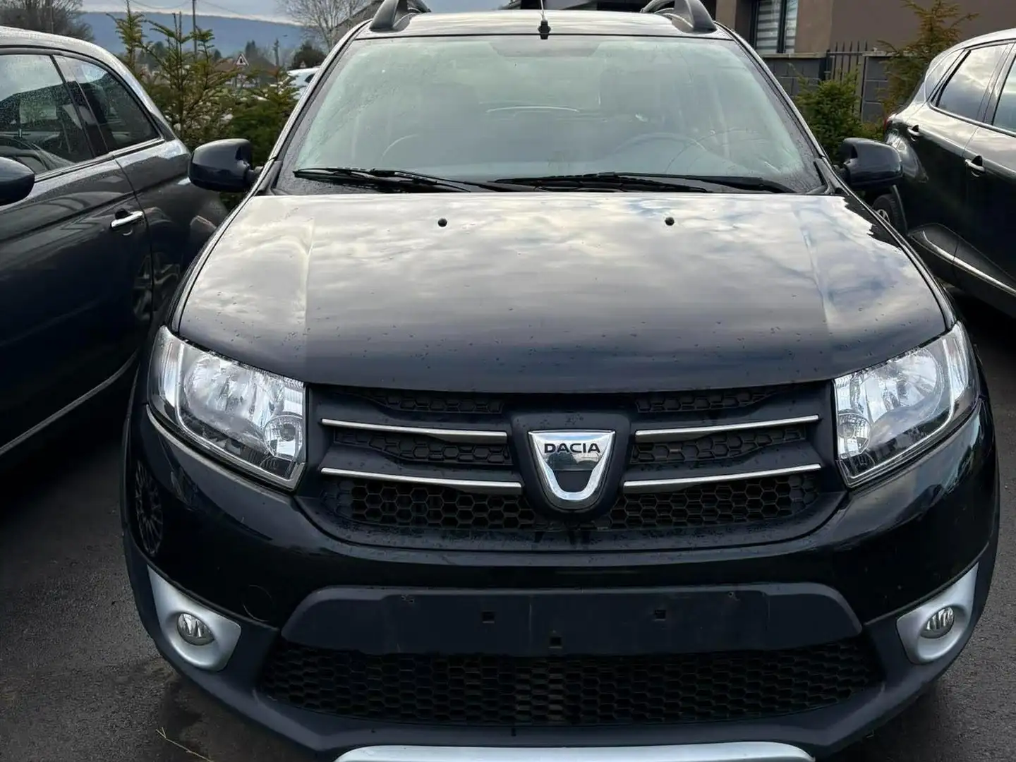 Dacia Sandero Sandero Stepway TCe 90 Ambiance Zwart - 1