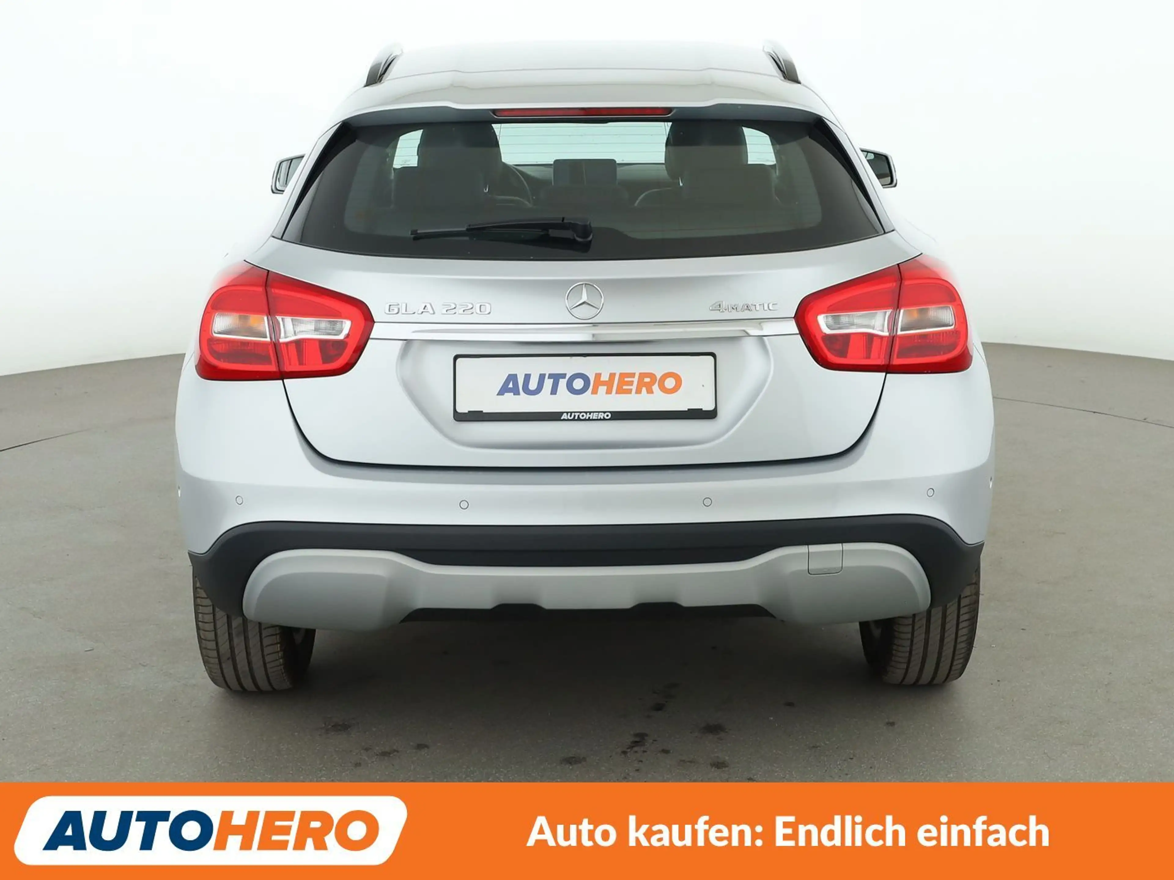 Mercedes-Benz GLA 220 4Matic Aut.*NAVI*TEMPO*CAM*PDC*SHZ*KLIMA*GARANTIE* — photo 5