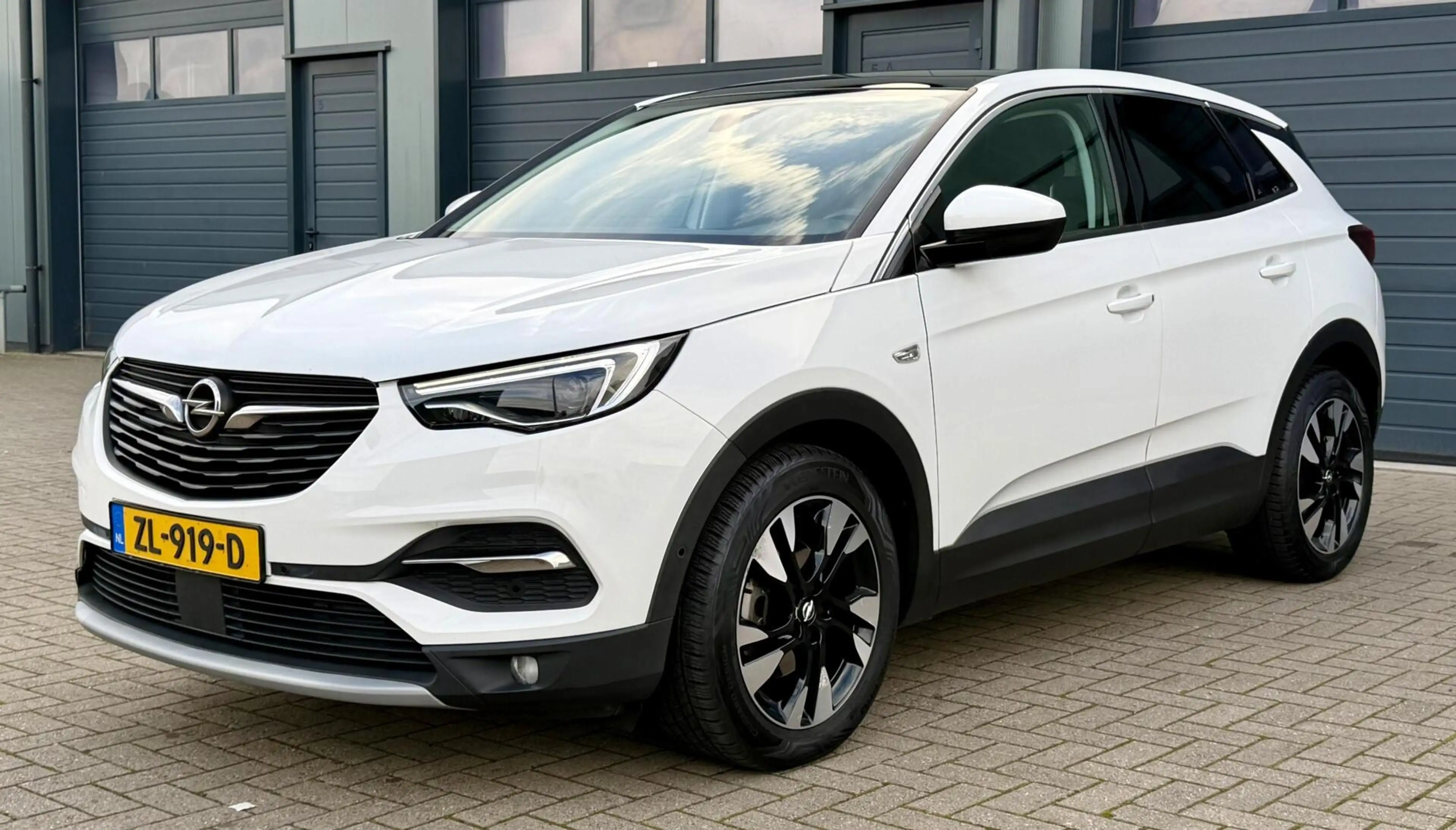 Opel Grandland X 1.2 - 130pk Turbo Ultimate | Lage KM NAP | DB Riem — photo 6