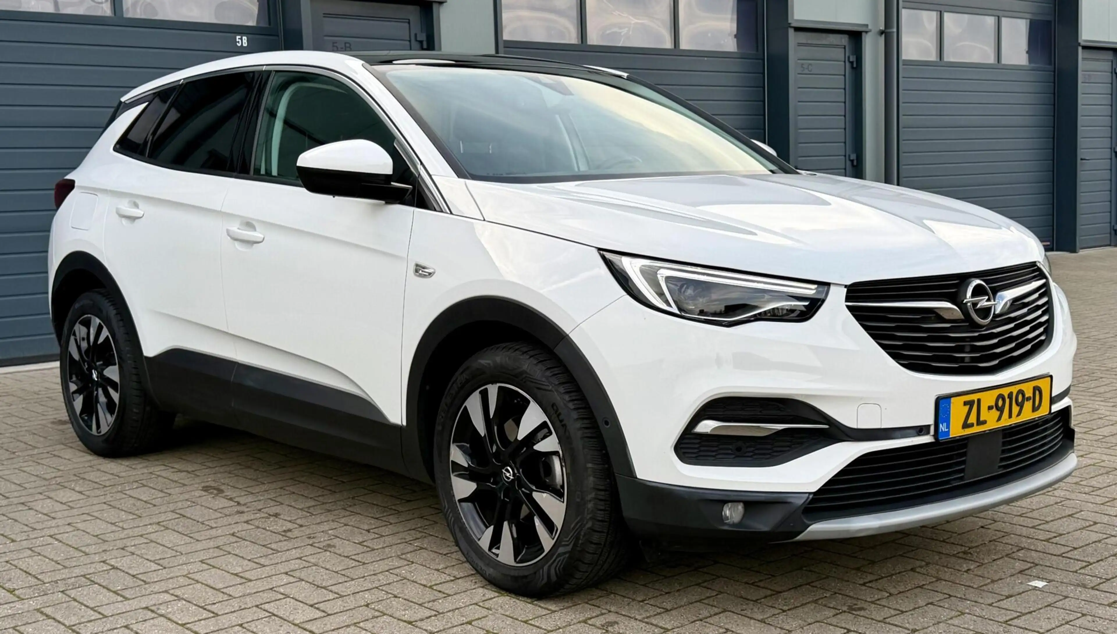 Opel Grandland X 1.2 - 130pk Turbo Ultimate | Lage KM NAP | DB Riem — photo 12