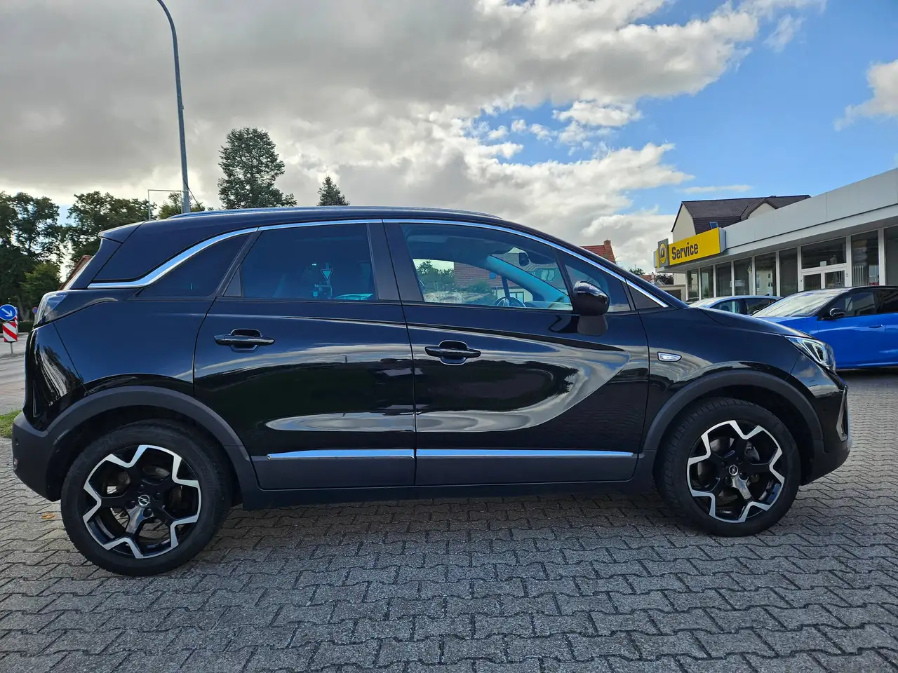 Opel Crossland AT Ultimate P-Dach HuD AHK LED NAVI Leder PDC+Kamera Tempomat Winter-Pkt., миниатюра 6