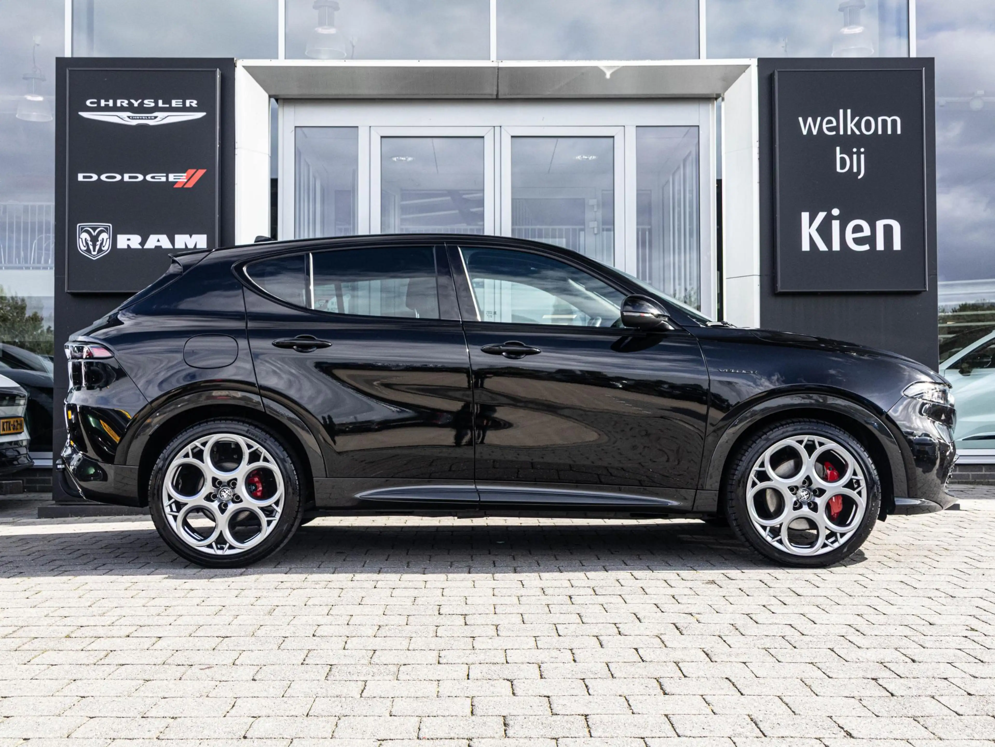 Alfa Romeo Tonale 1.5T Hybrid Veloce | Elektrisch glazen panorama-da — photo 3
