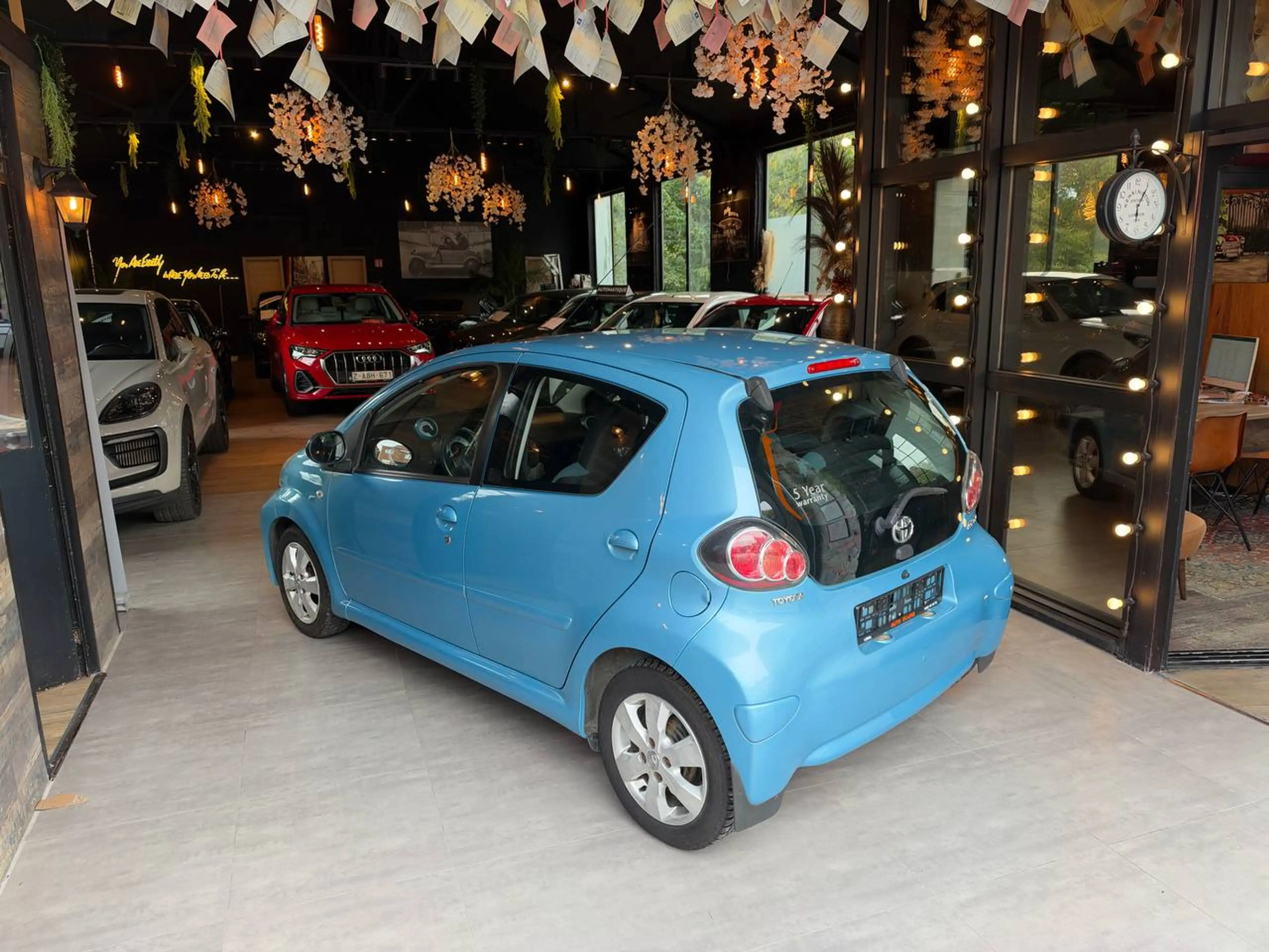 Toyota Aygo Aygo 1.0i **AUTOMATIQUE + AIRCO + BLUETOOTH** — photo 3