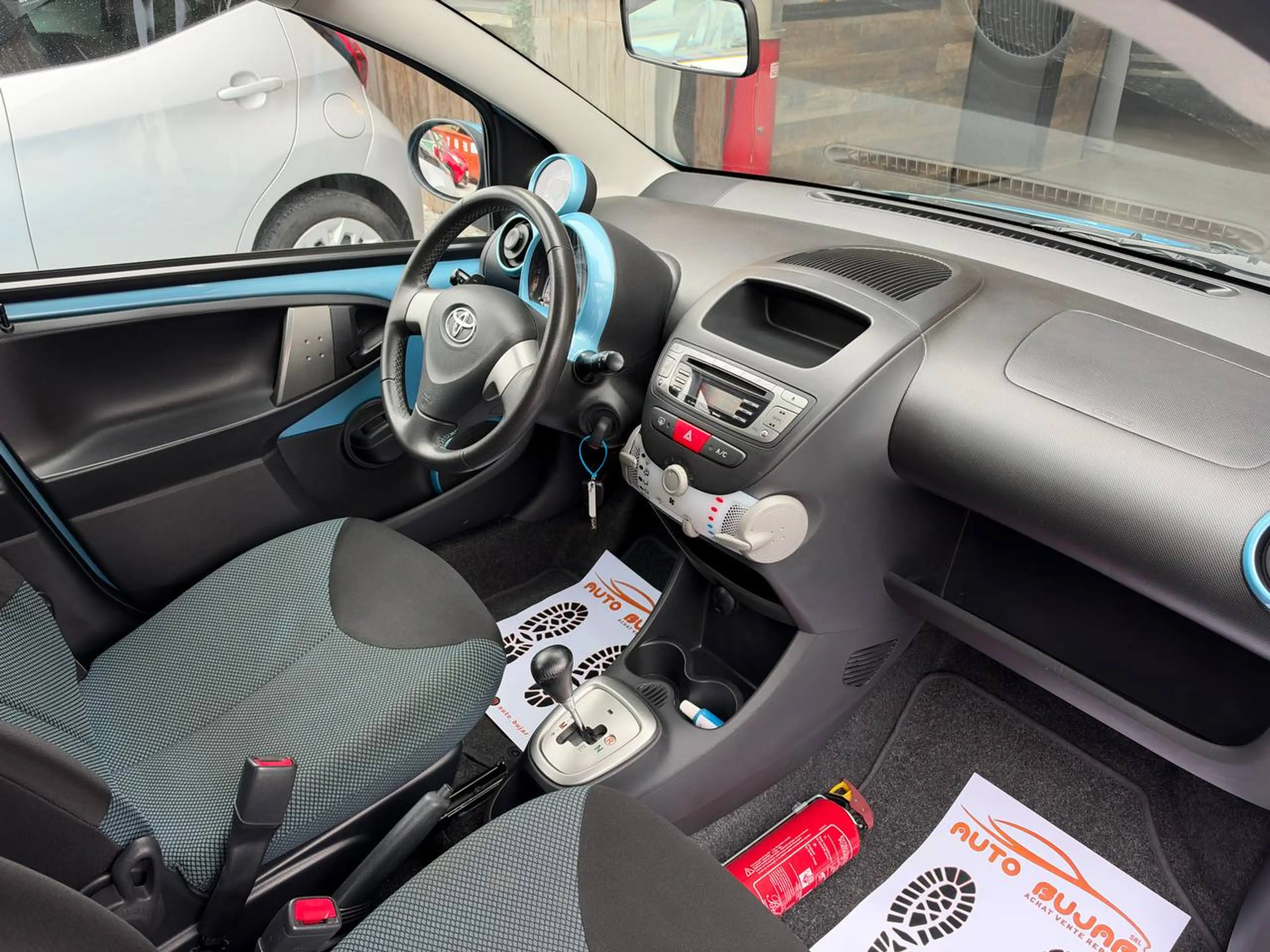 Toyota Aygo Aygo 1.0i **AUTOMATIQUE + AIRCO + BLUETOOTH** — photo 11