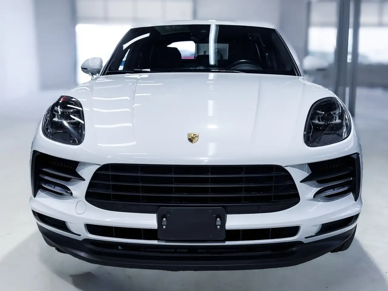 Porsche Macan снимка Porsche Macan