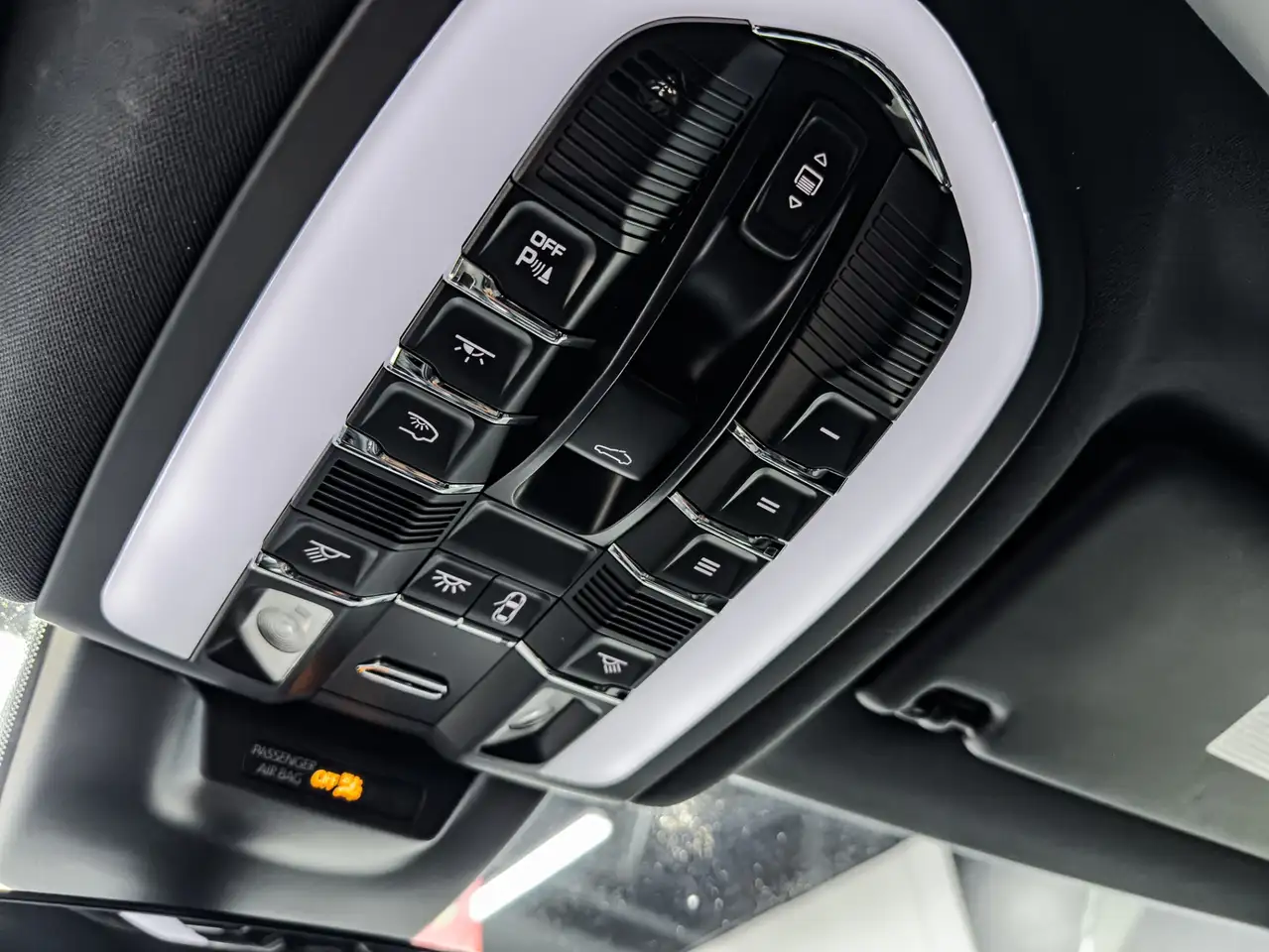 Porsche Macan снимка Porsche Macan