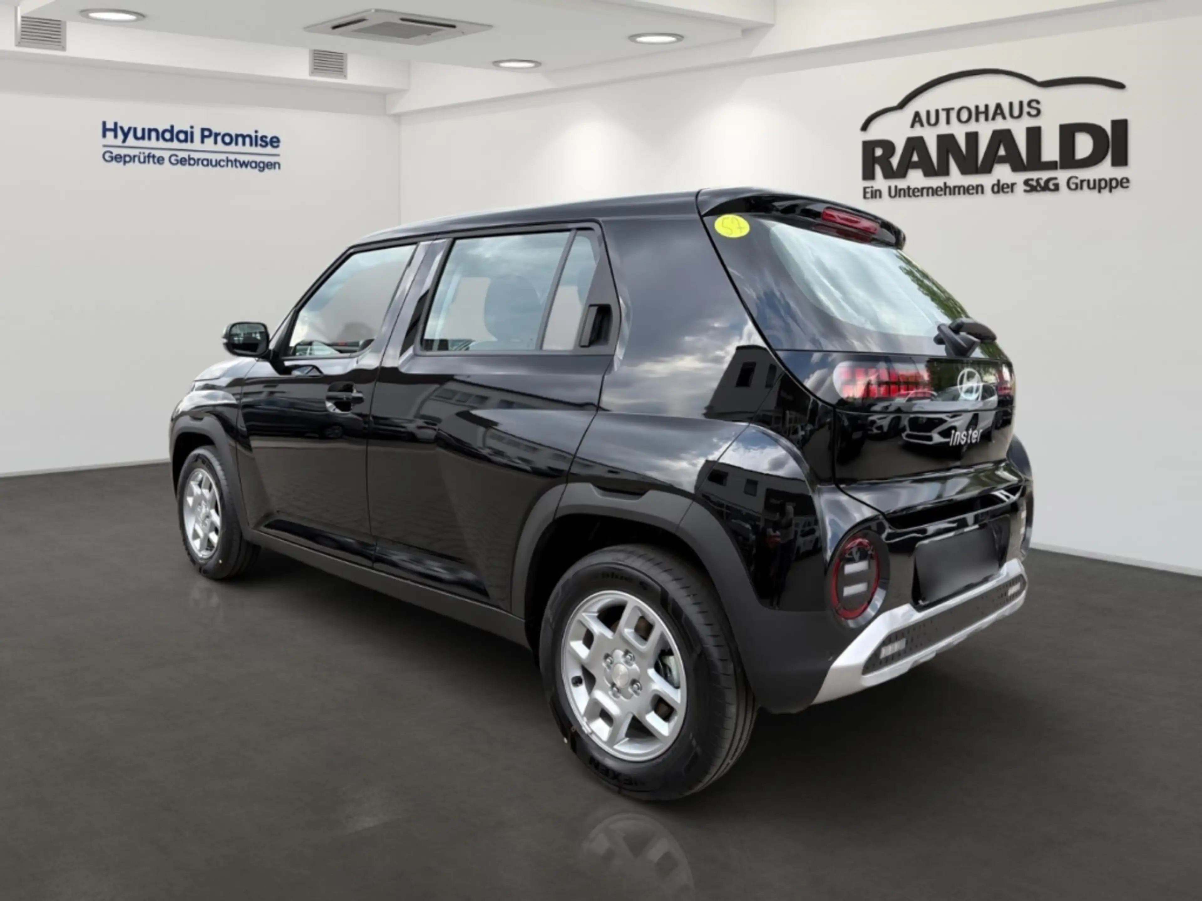 Hyundai Inster Elektro 85 kW + GROSSE BATTERIE!+AB LAGER — photo 4