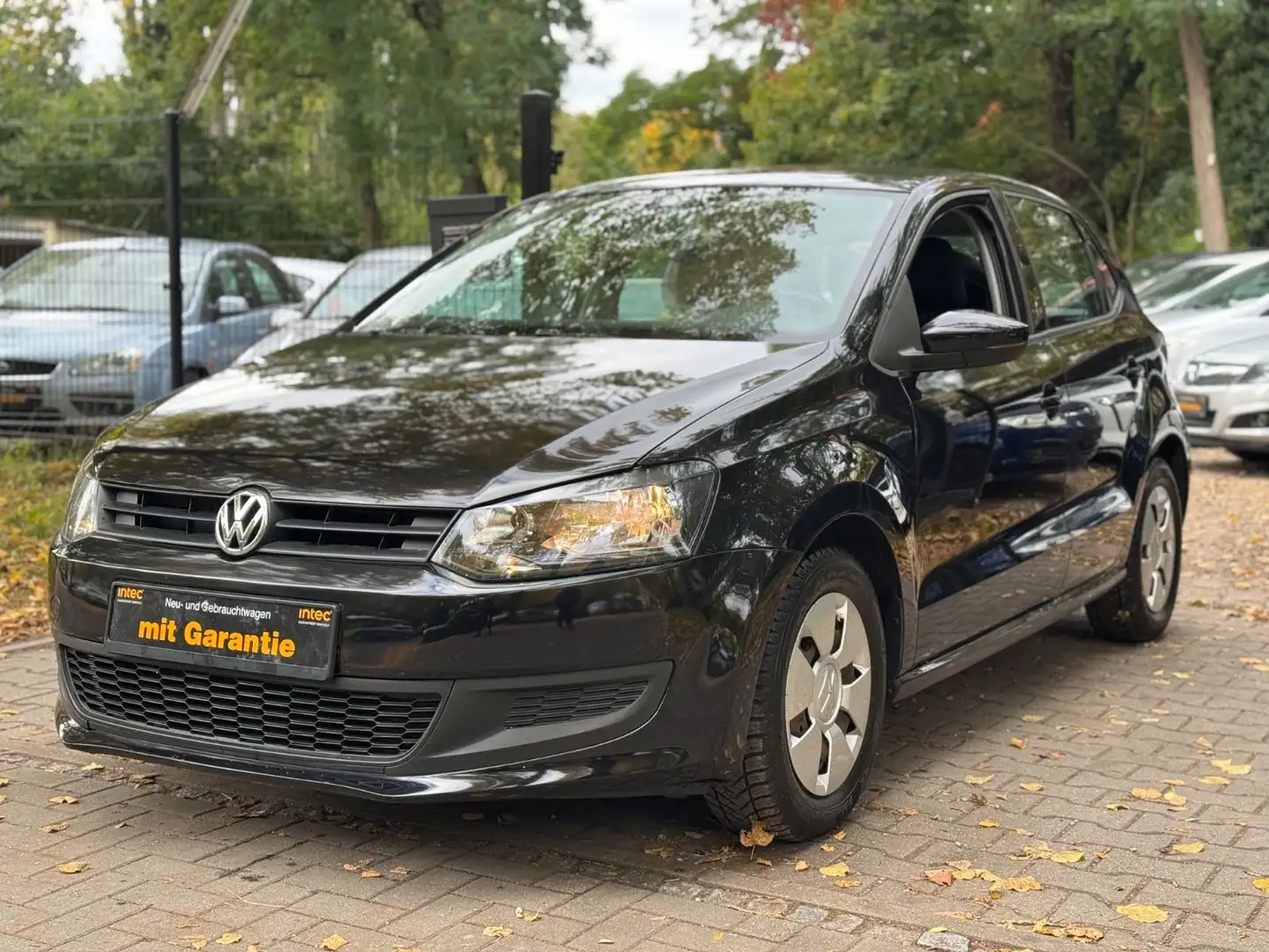 Volkswagen Polo 1.2 Kamera CarPlay Tüv Navi 1. Hand PDC Schwarz - 1