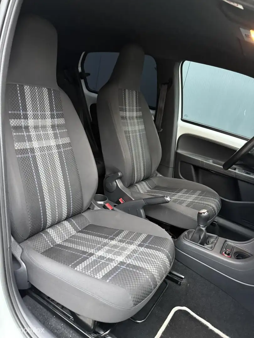 Volkswagen up! 1.0 high up! BlueMotion Blanc - 2
