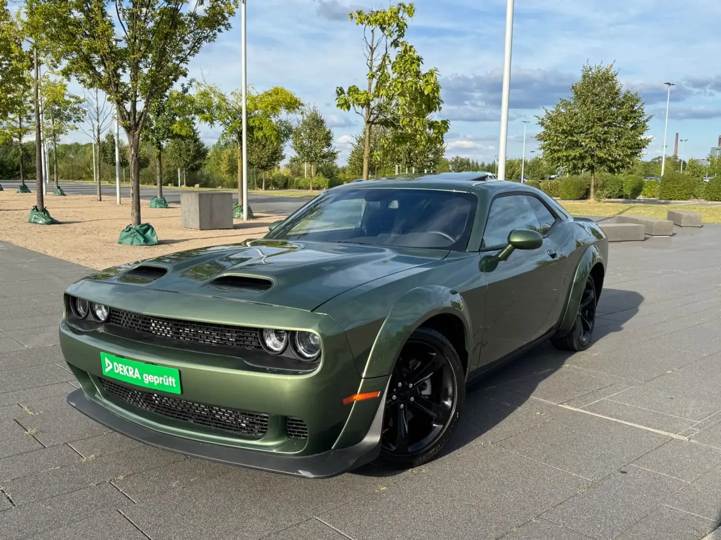Dodge Challenger 5.7/AUTOMATIK/LEDER/XENON/18TKM/GEPFL Grün - 1