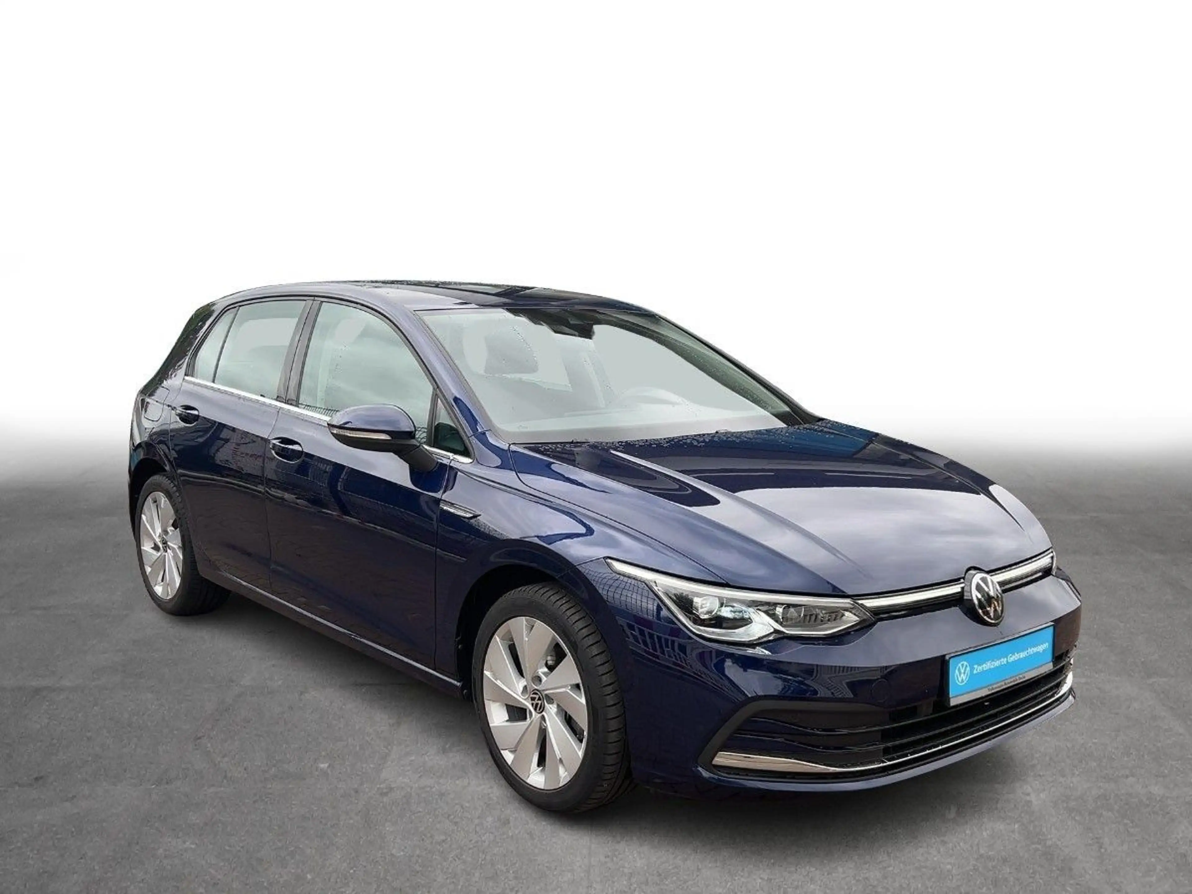 Volkswagen Golf VIII 1.5 eTSI DSG Style Navi LED-Plus PDC — photo 6