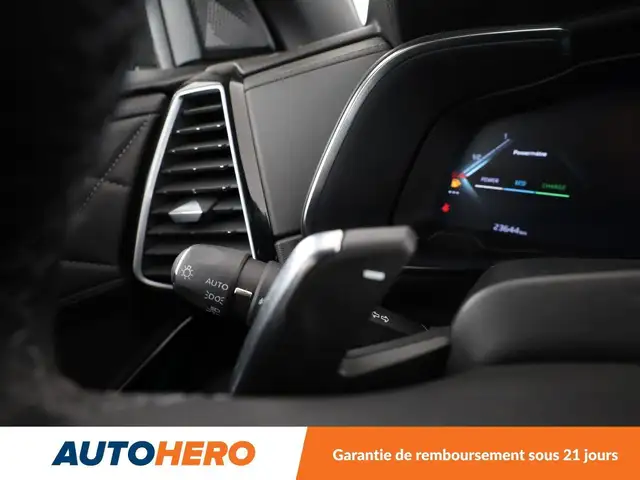 DS Automobiles DS 7 Crossback view 28