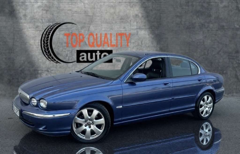 Jaguar X-Type Berlina Automático de 4 Puertas - foto 1