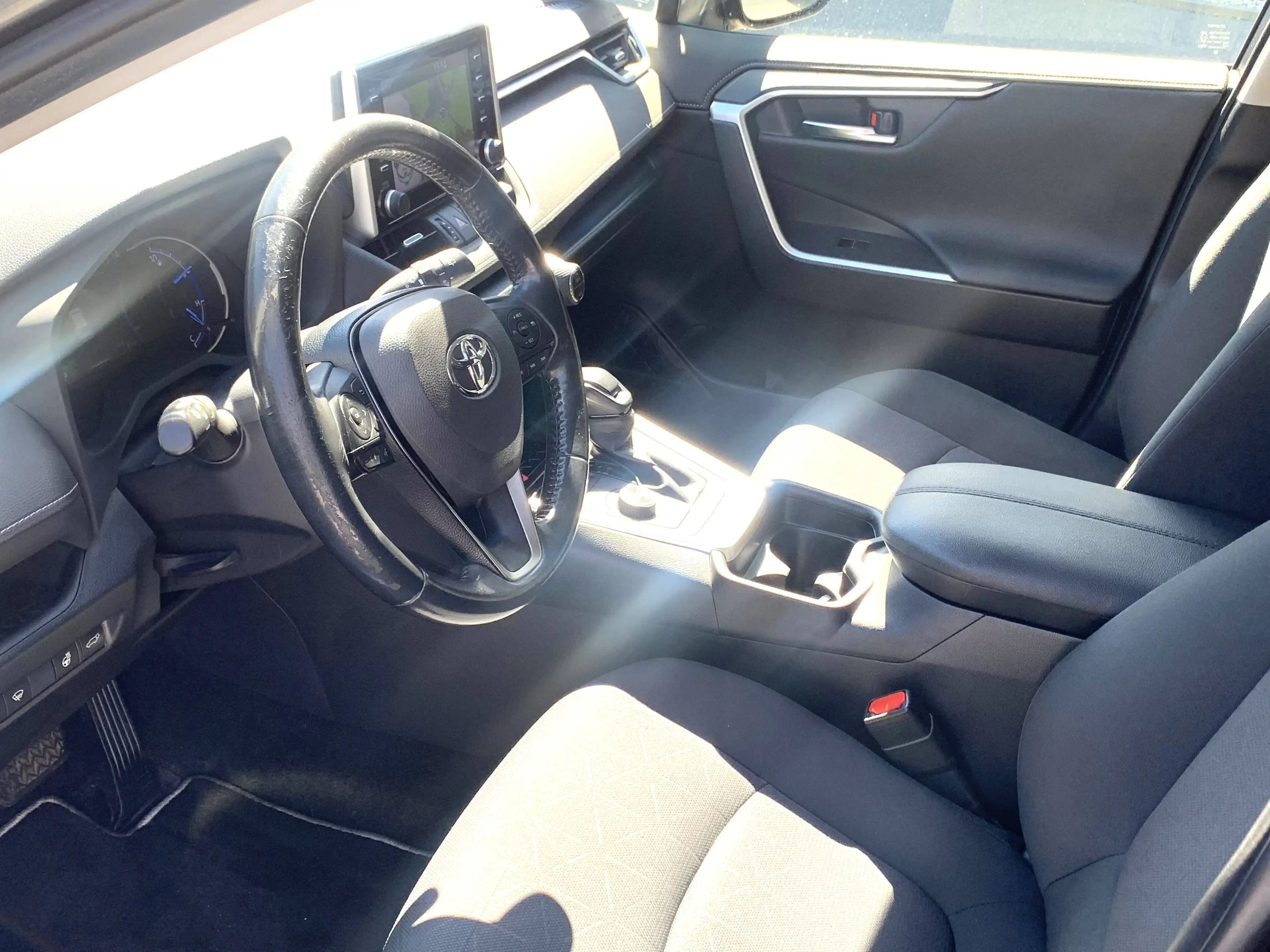 Toyota RAV 4 Hybrid 4x4 Club — photo 6