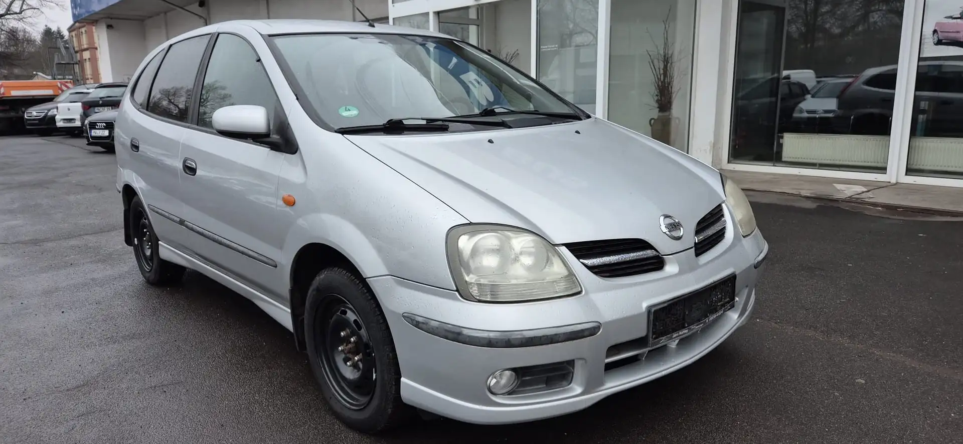 Nissan Almera Tino Acenta plus Kundenauftrag Grau - 1