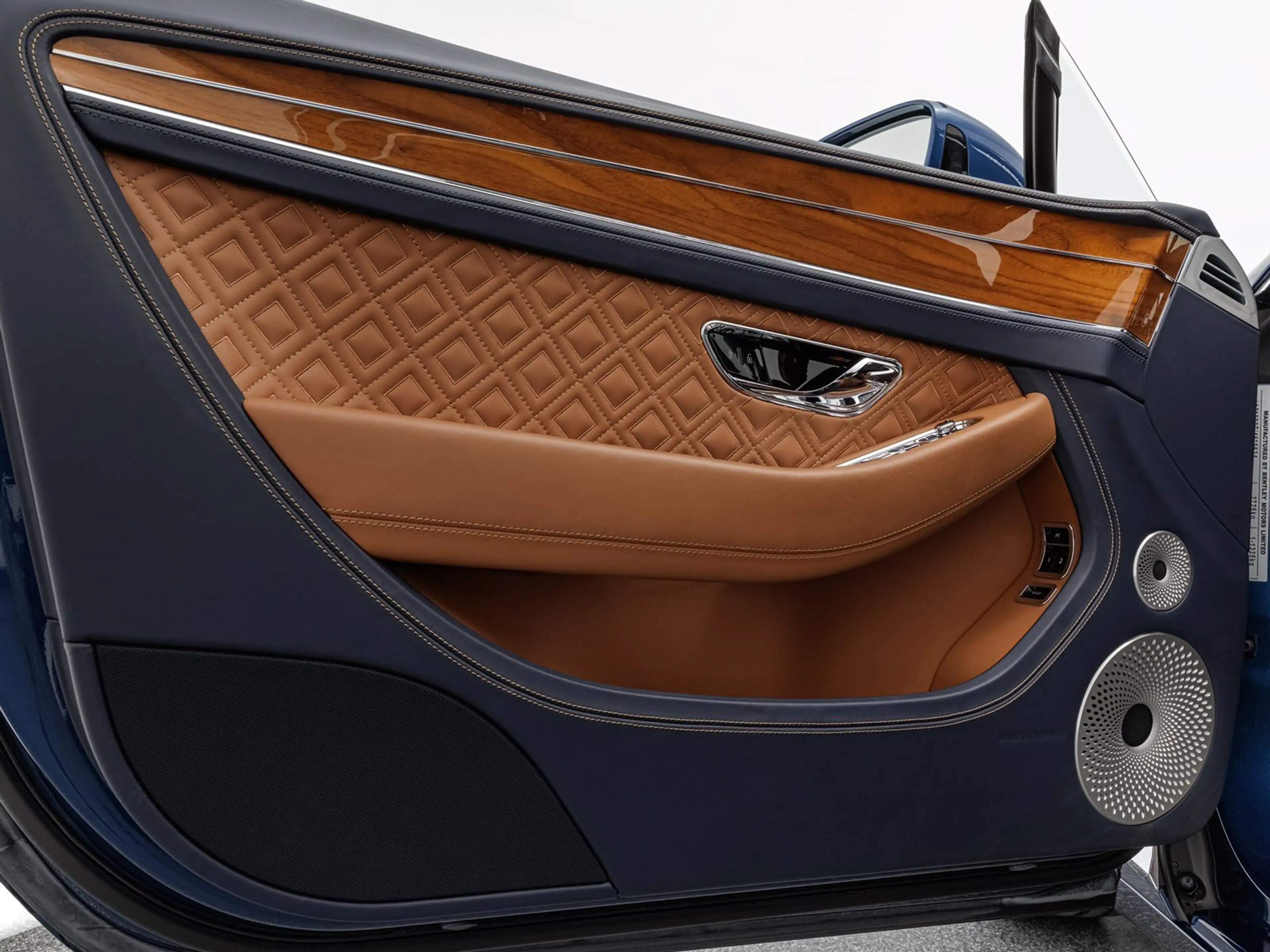 Bentley Continental GT V8 / Centenary 100 Jahre Bentley — photo 9