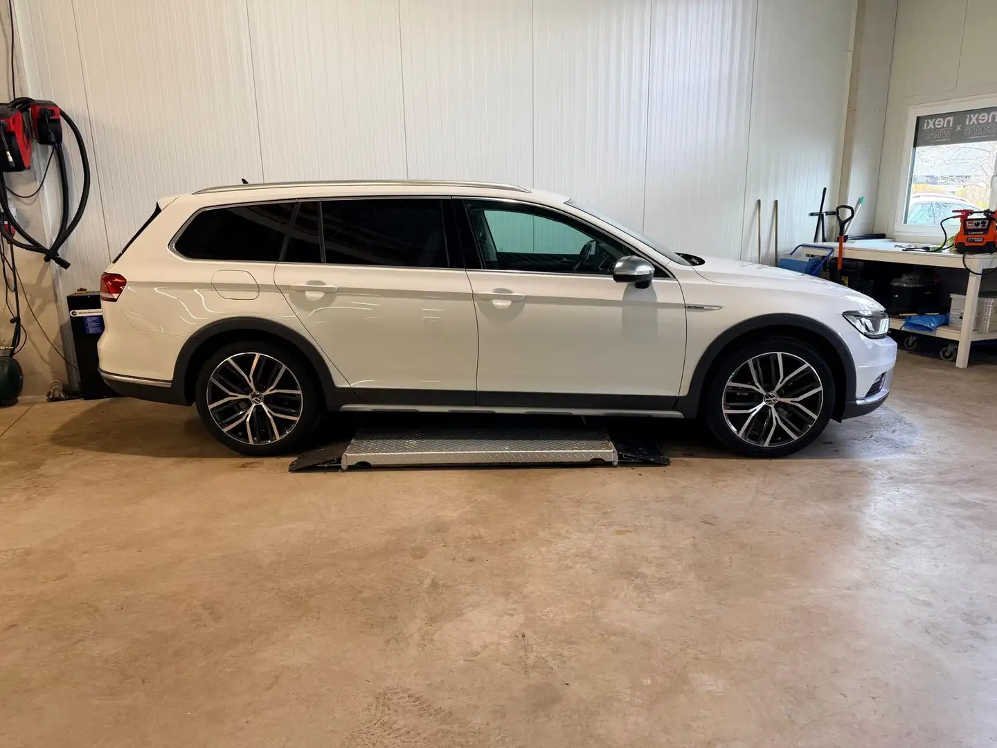 Volkswagen Passat Variant VW Passat Alltrack 4Motion –Perfekt für Tirol Weiß - 2