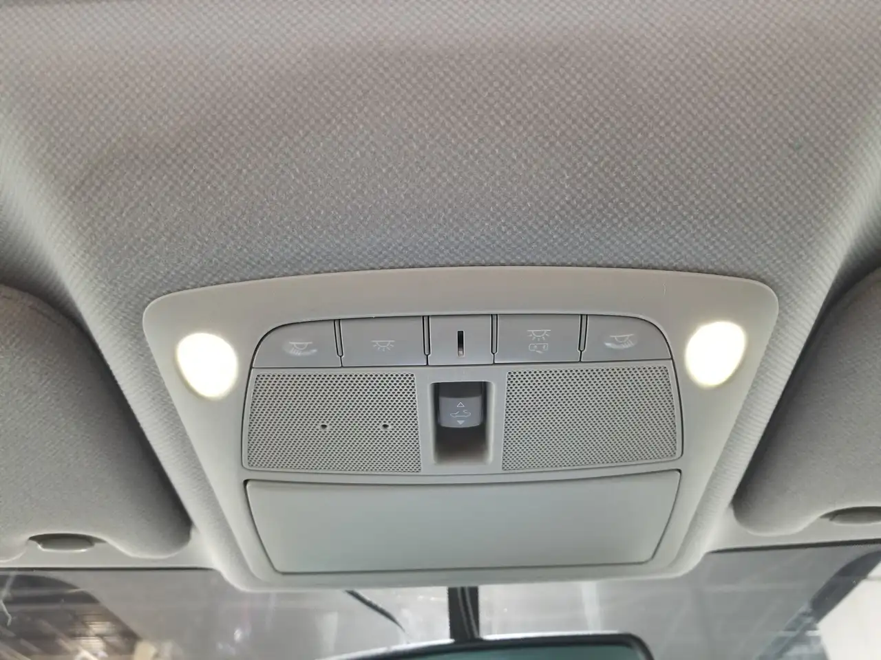 Nissan Sentra снимка Nissan Sentra