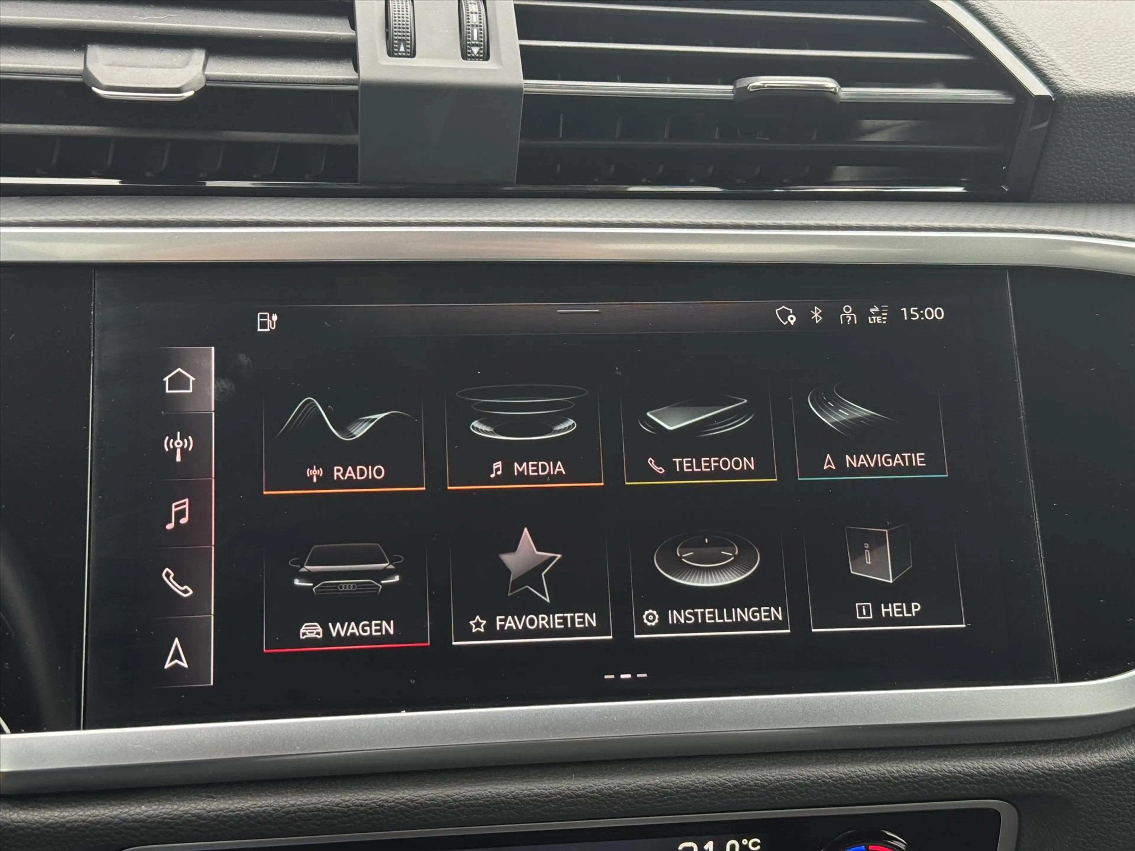 Audi Q3 45 TFSI 245pk PHEV S-tronic Automaat | Navigatie | — photo 16