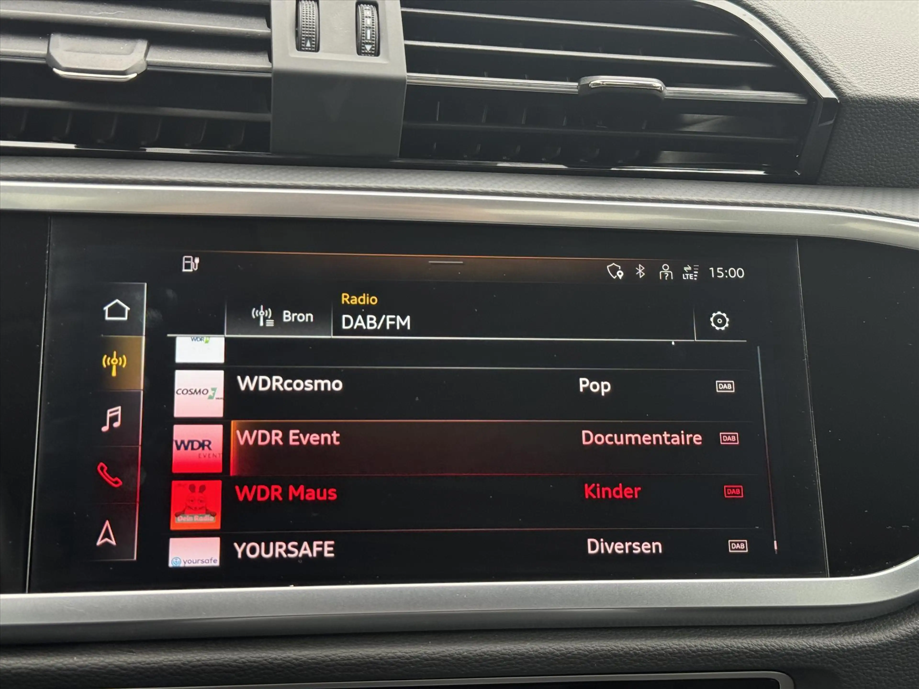 Audi Q3 45 TFSI 245pk PHEV S-tronic Automaat | Navigatie | — photo 19