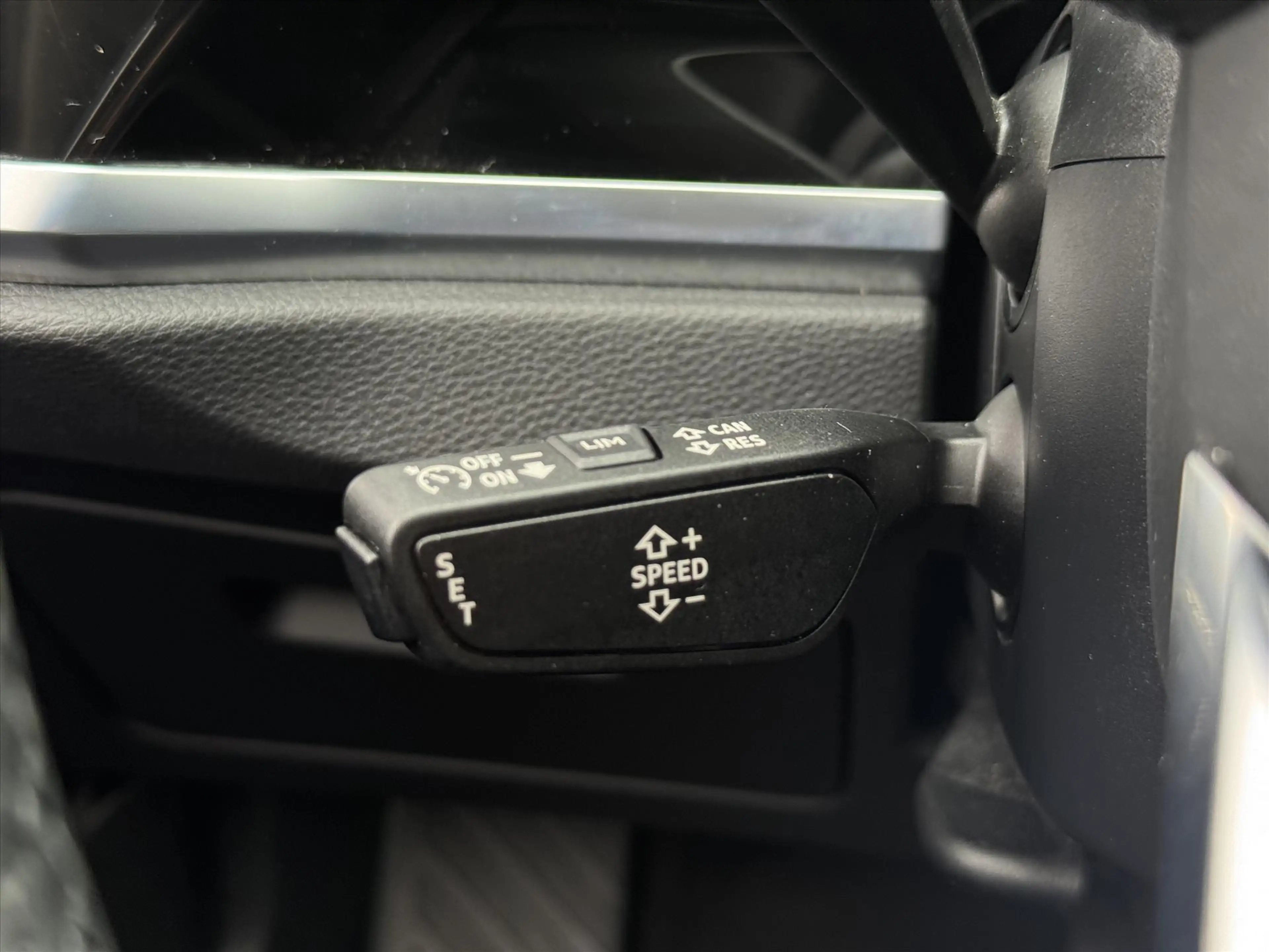 Audi Q3 45 TFSI 245pk PHEV S-tronic Automaat | Navigatie | — photo 23