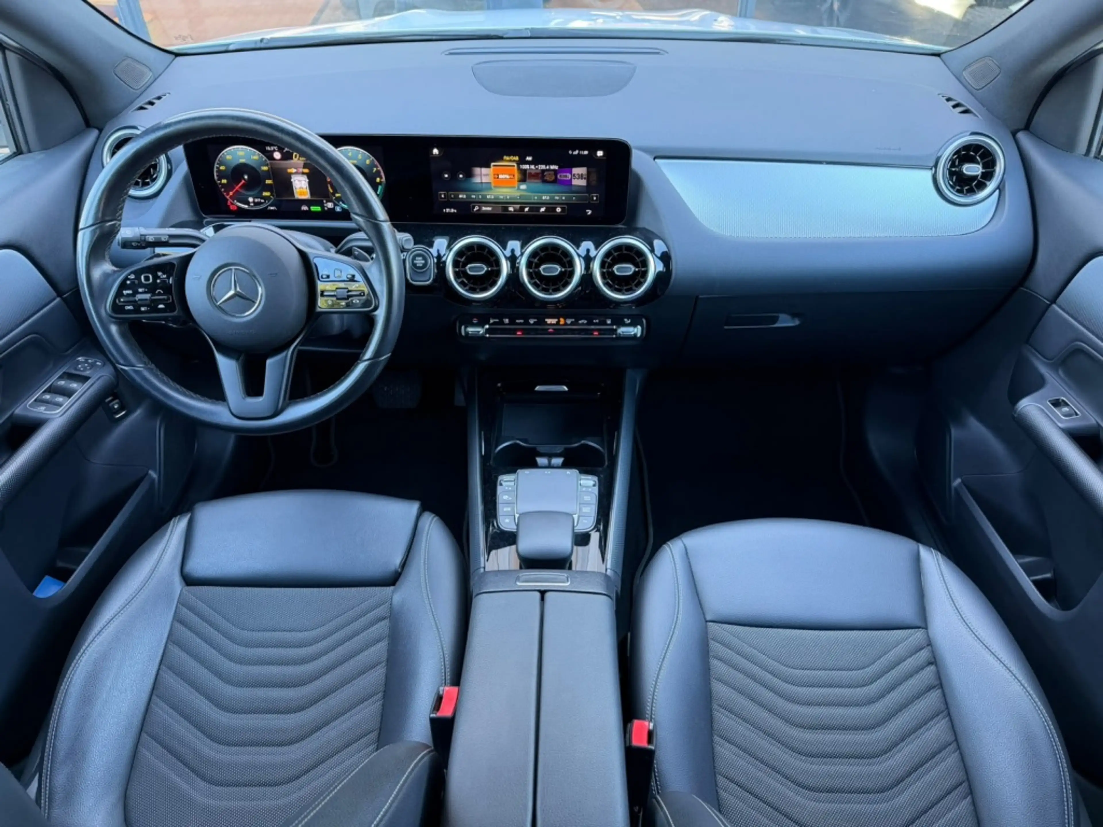 Mercedes-Benz GLA 250 e Luxury Line | Trekhaak | Carplay | ACC — photo 5