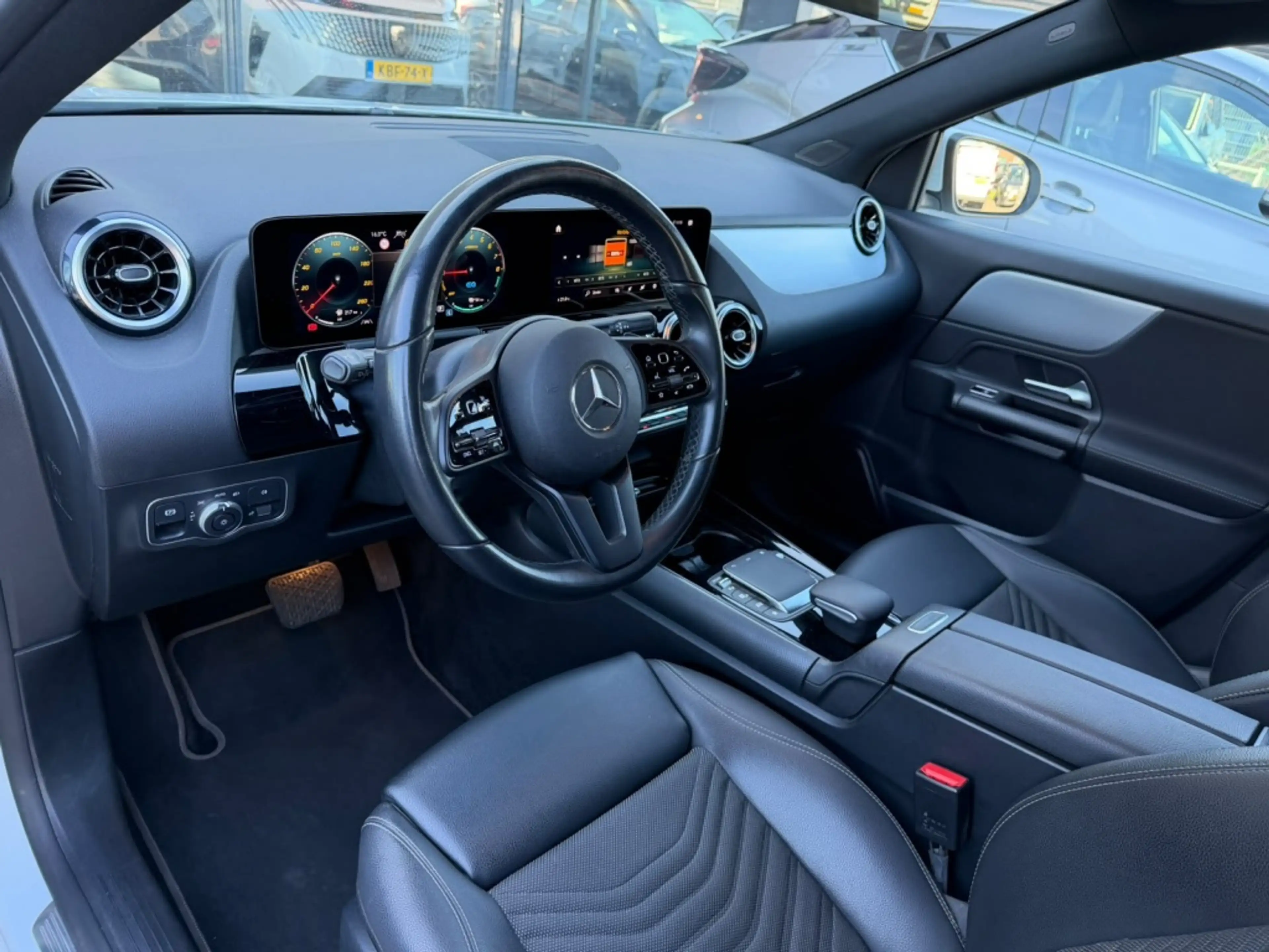 Mercedes-Benz GLA 250 e Luxury Line | Trekhaak | Carplay | ACC — photo 15